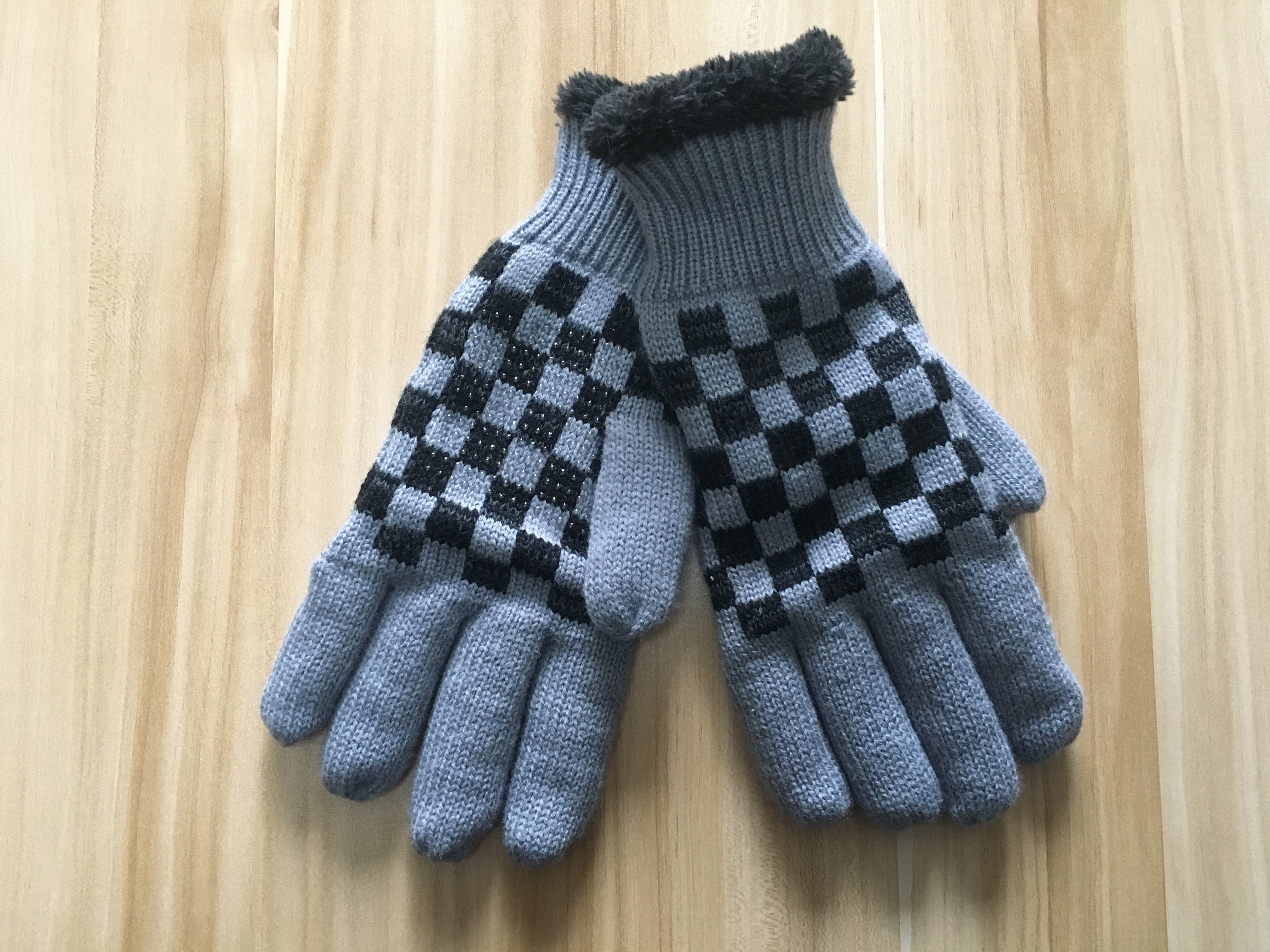 knitted glove