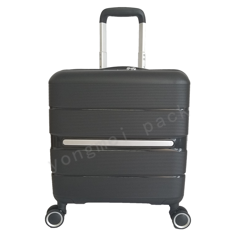 Fashionable transverse suitcase