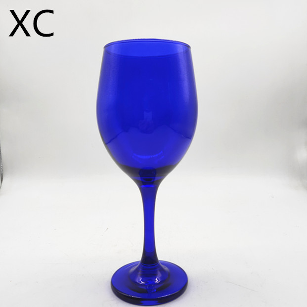 spray blue colour wine glass