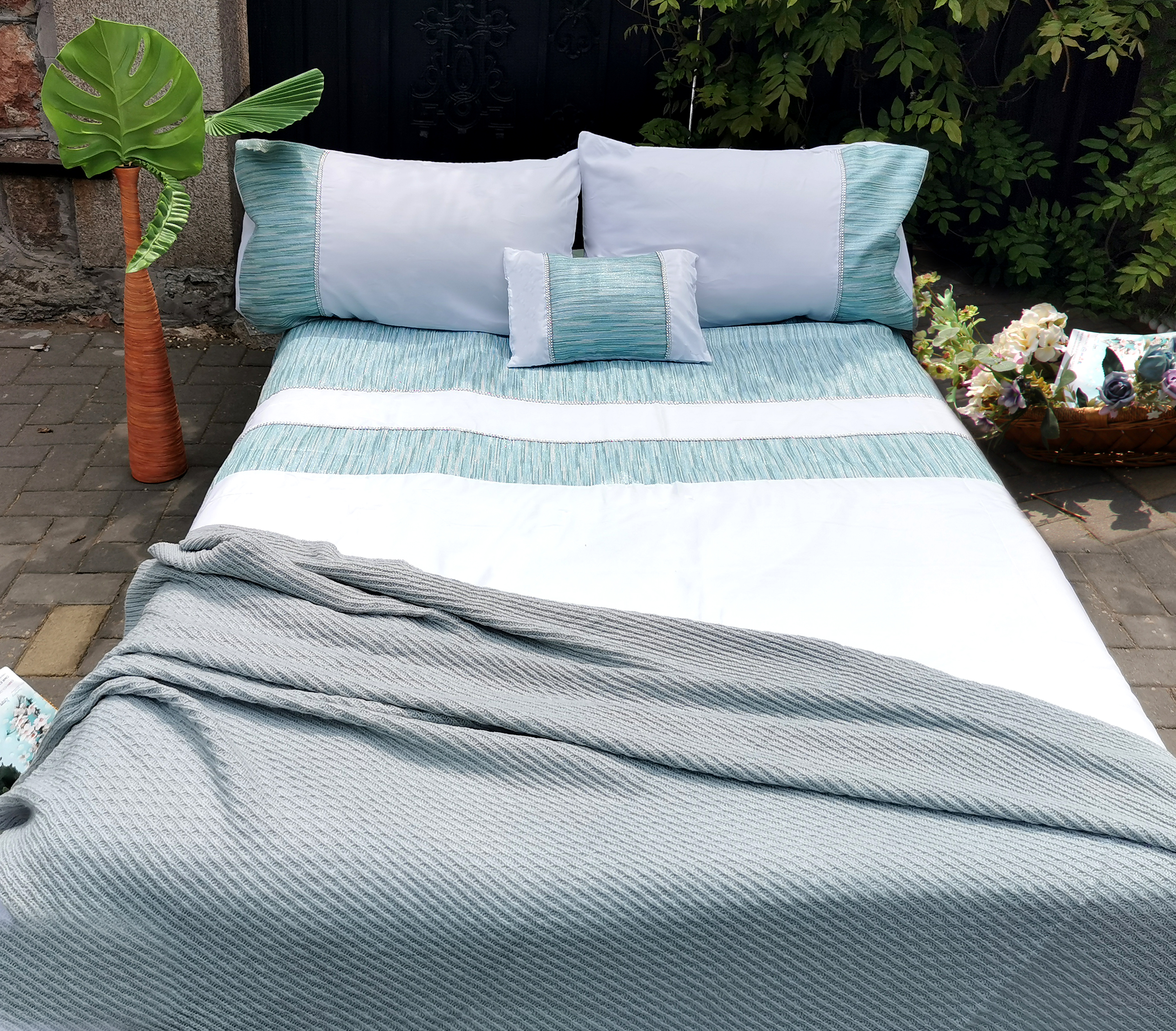 Luxury shinny duvet cover set