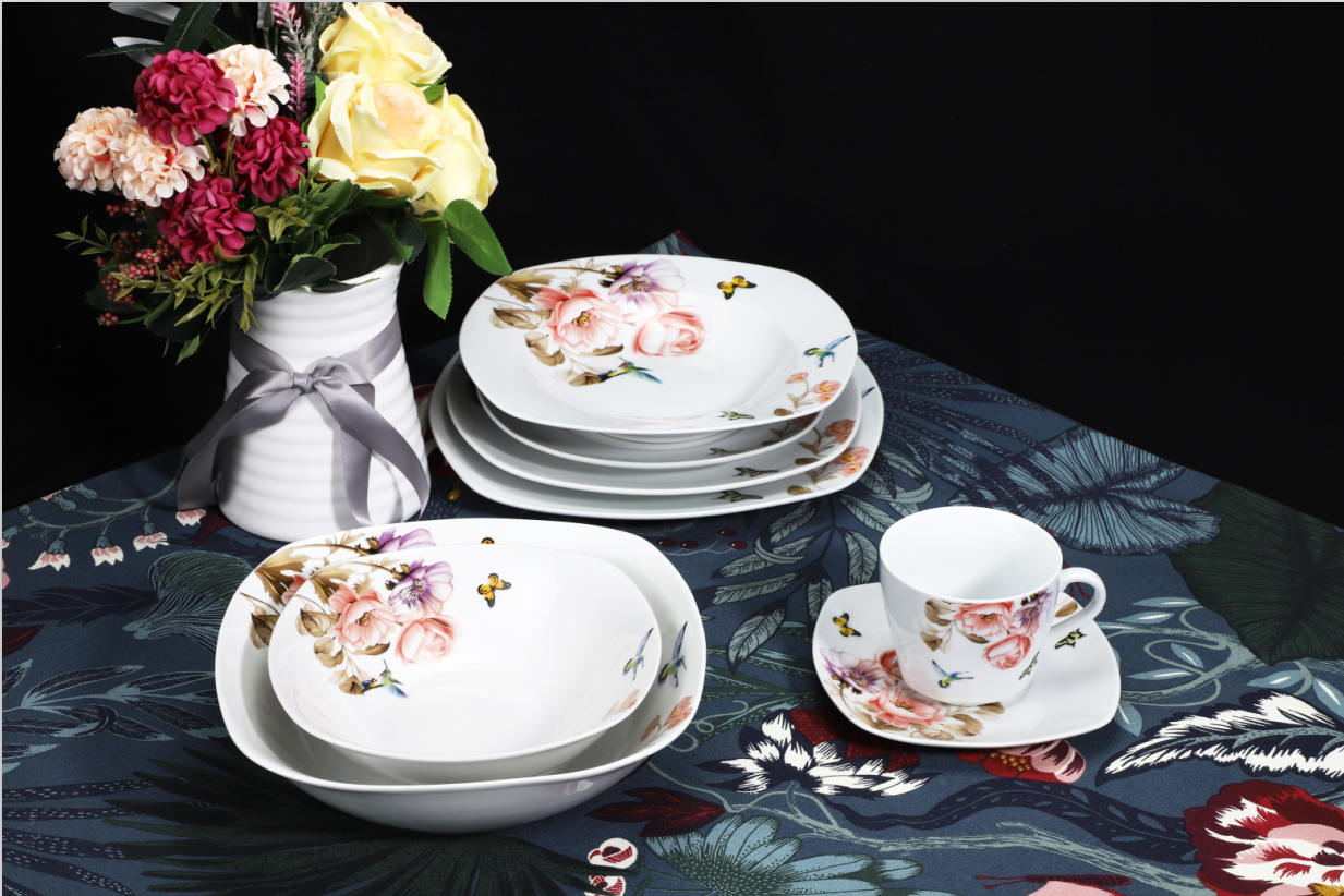 Porcelain Dinner Ware