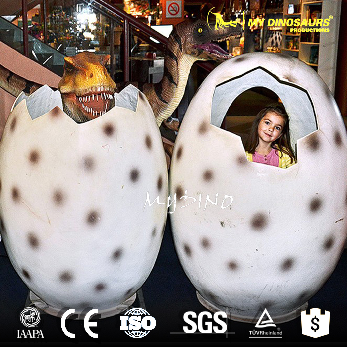 Animatronic dinosaur egg