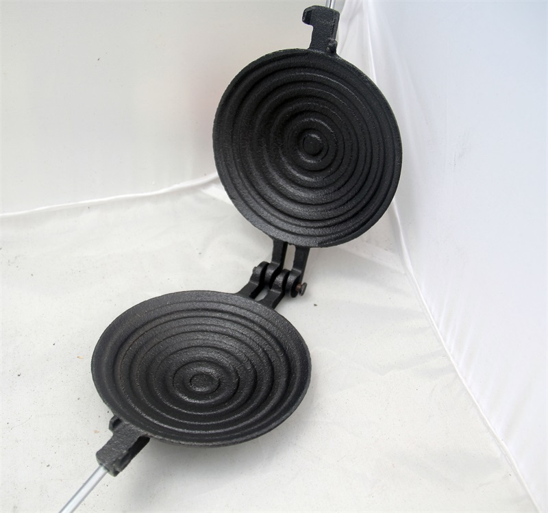 cast iron pie iron jaff iron