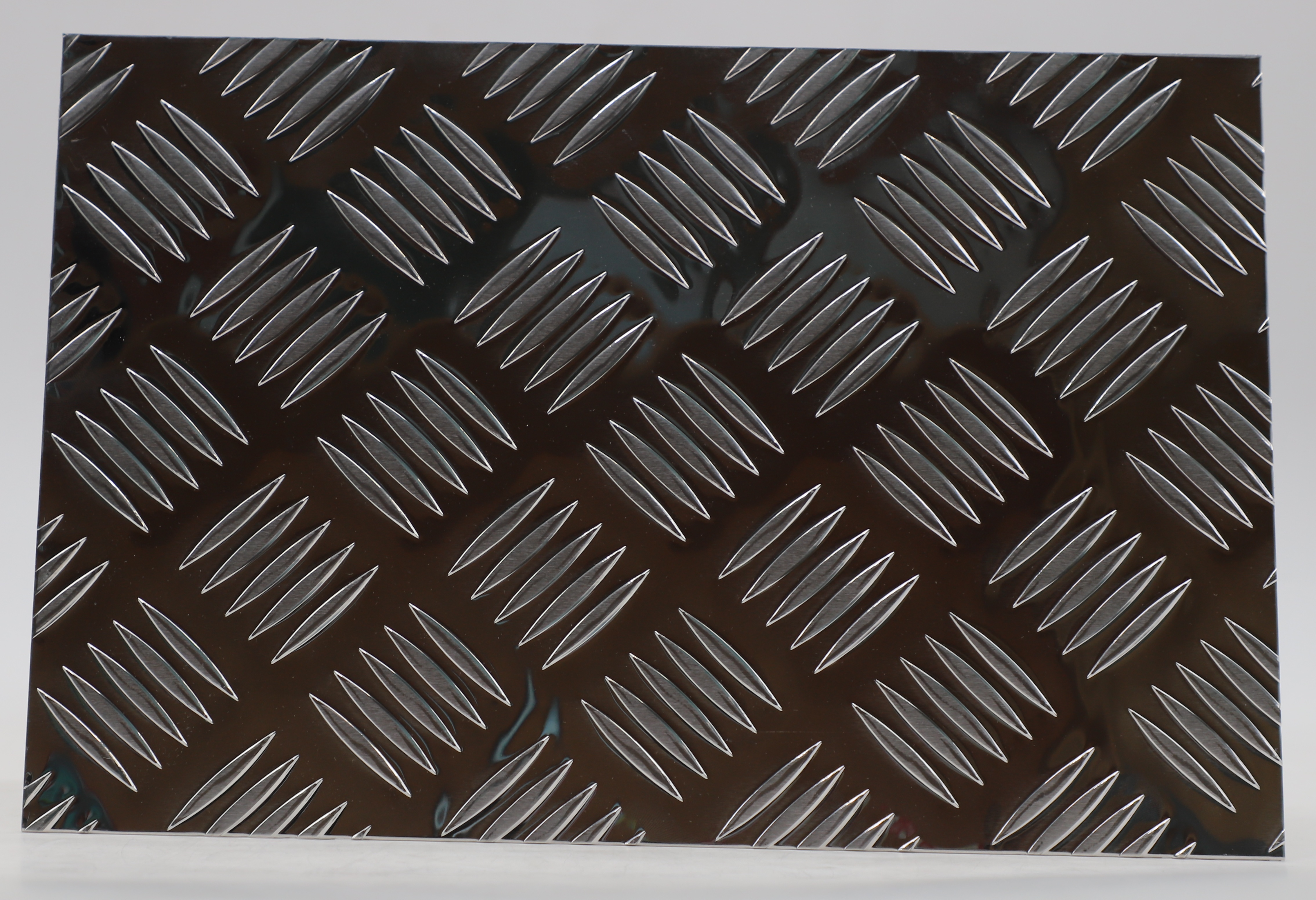 Guangdong Guangyun New Material Co., Ltd. – cama de metal 4