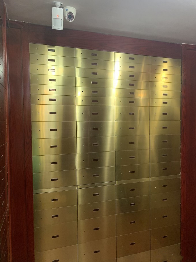 Bank safe Concealed hinge series