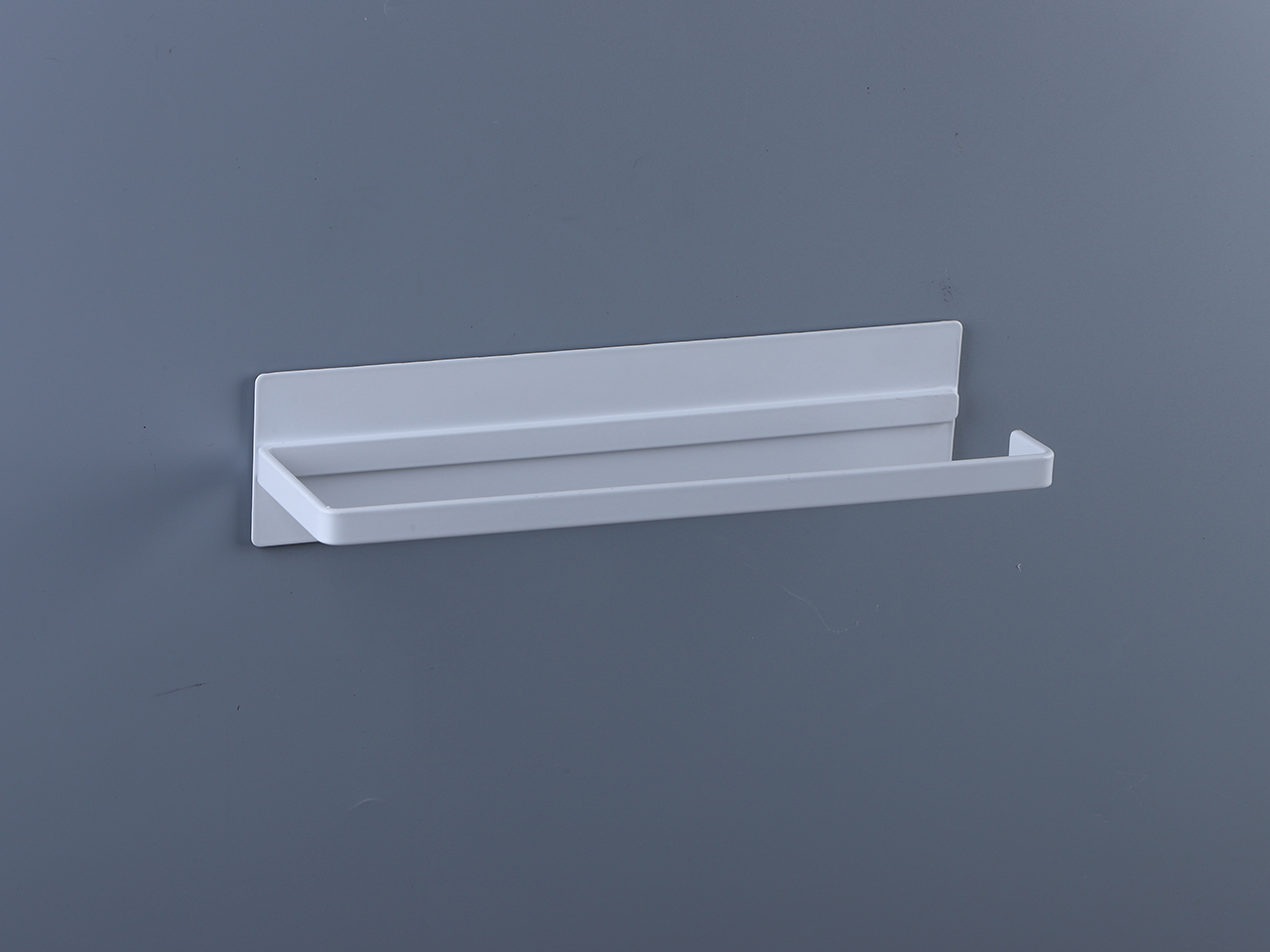 Metal / Iron Magnetic Kitchen Paper Towel Holder