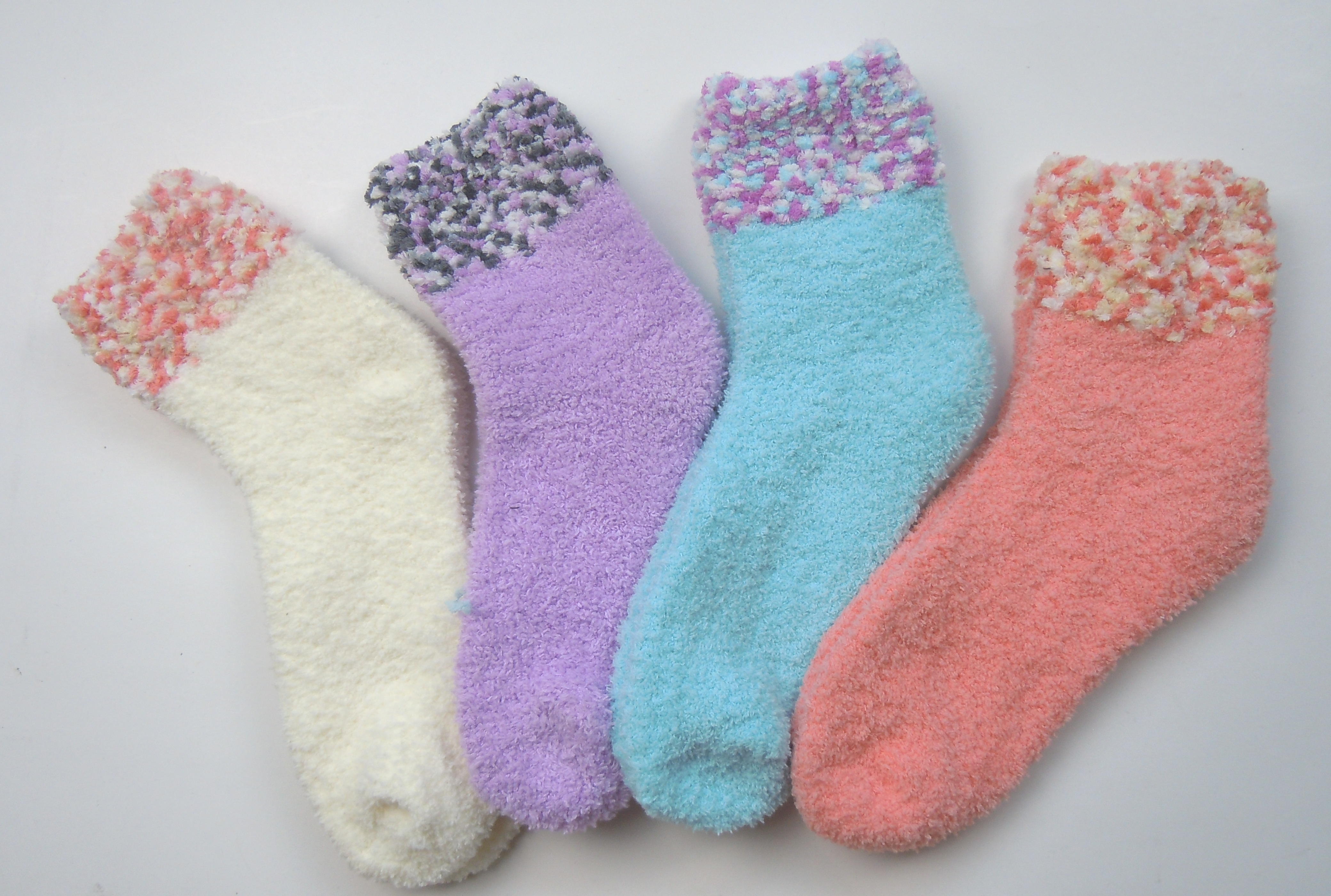 Women cozy socks