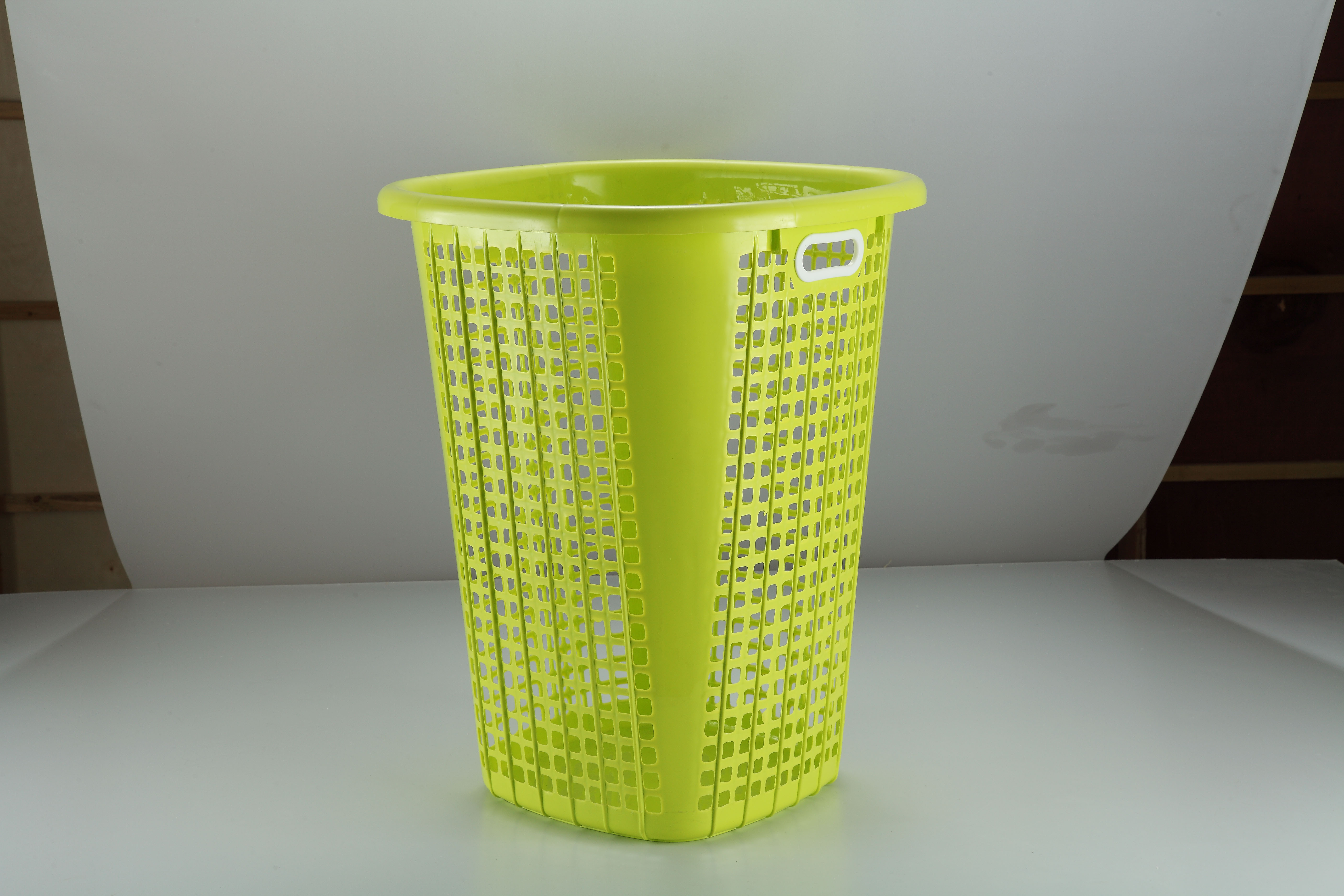 laundry basket