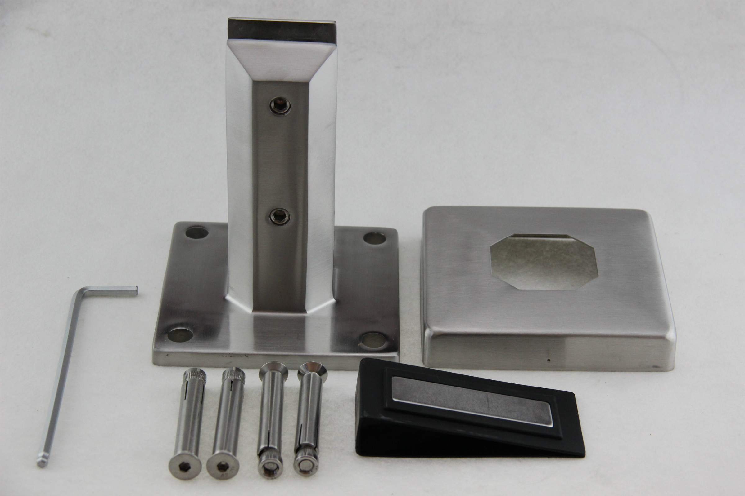 Bigger Square Stainless Steel Glass Spigot