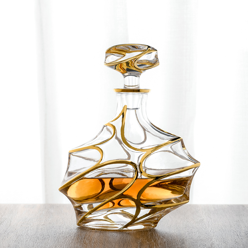 Whiskey decanter