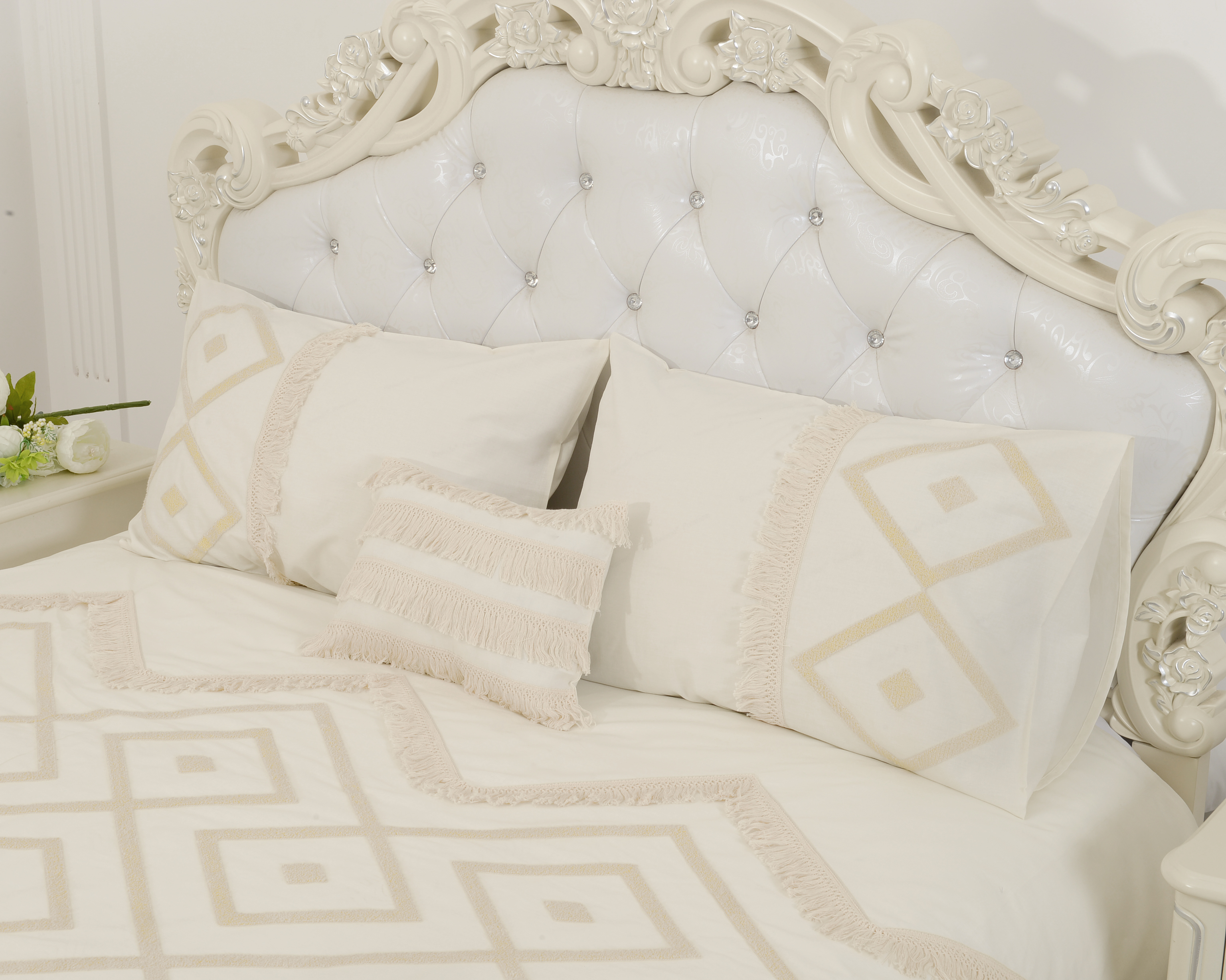 Tassle duvet cover set