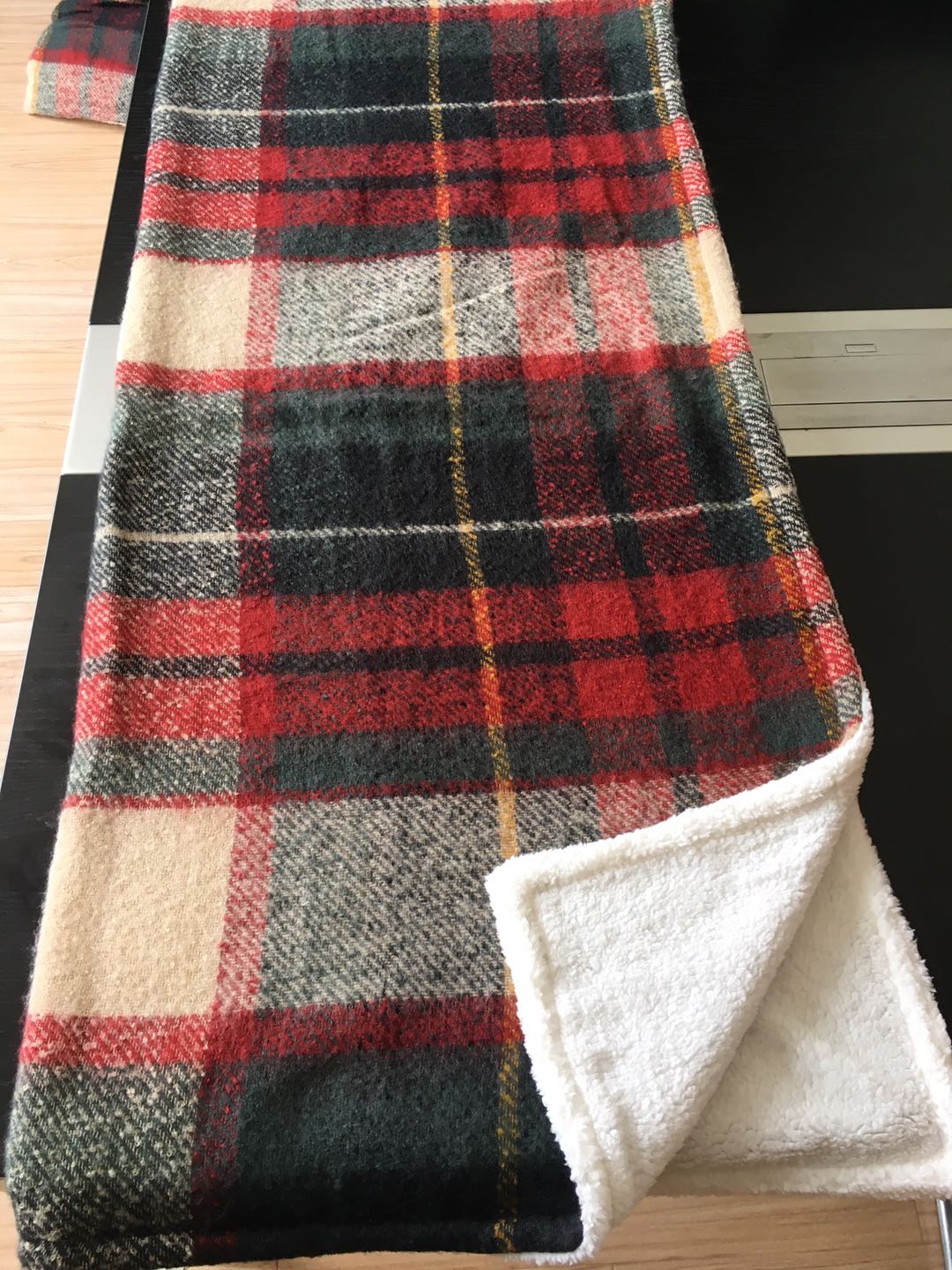 Compound Lamb Wool plaid throw