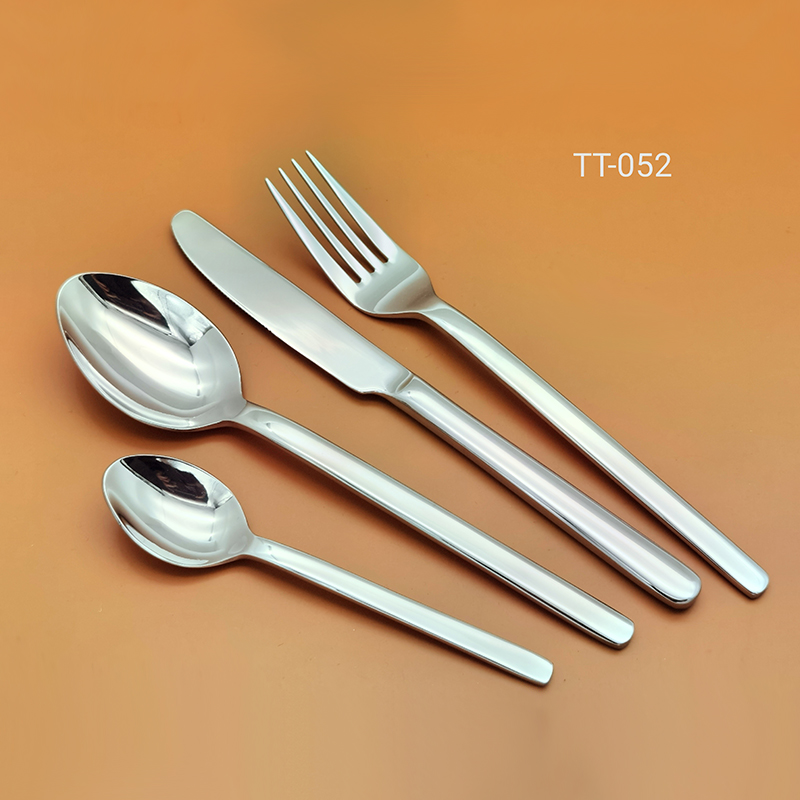 TT052