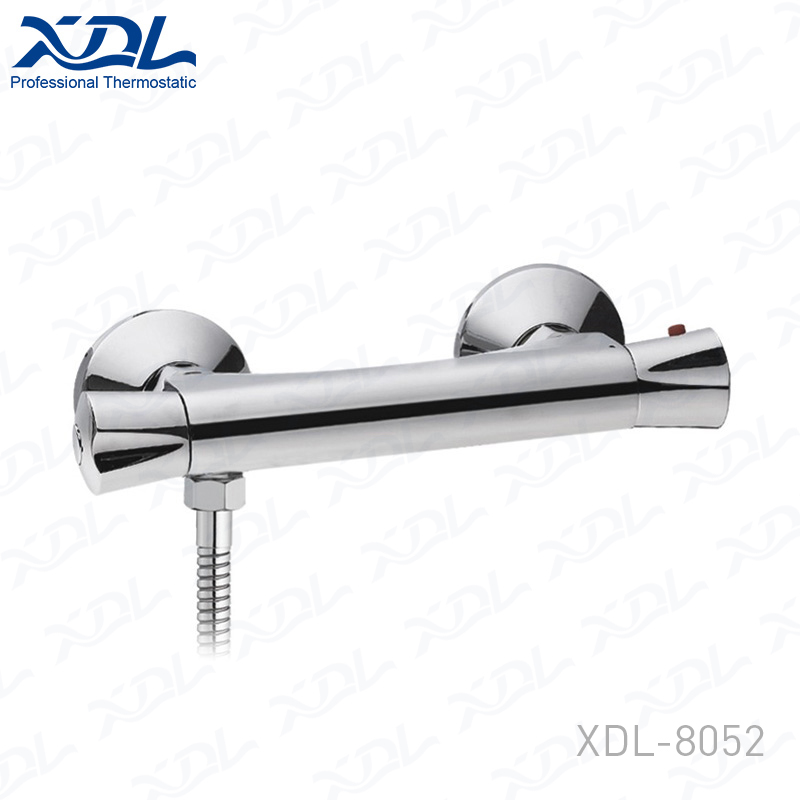 Thermostatic shower mixer
