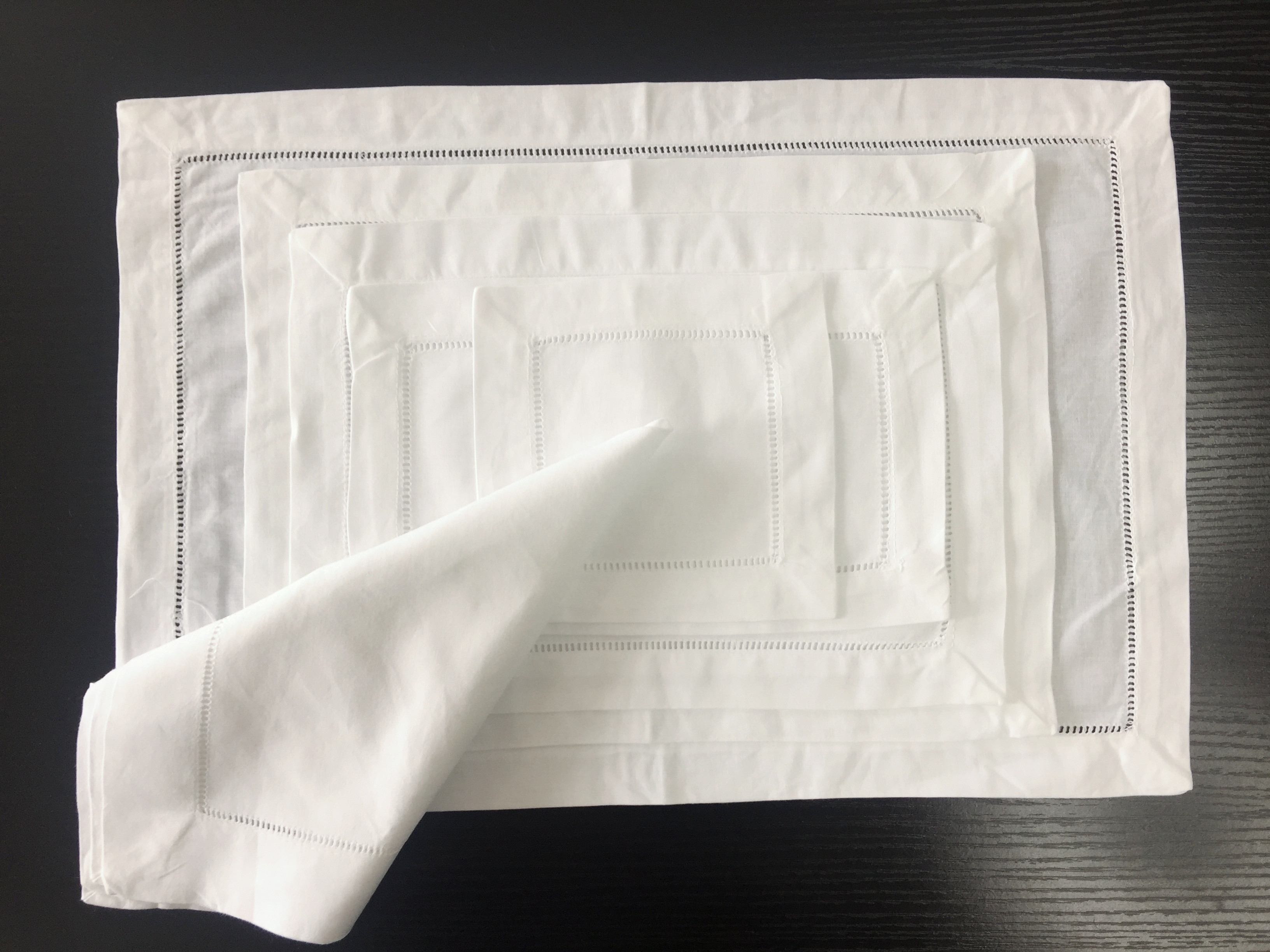 Placemat Wth Ladder Hem (Breakfast Set)