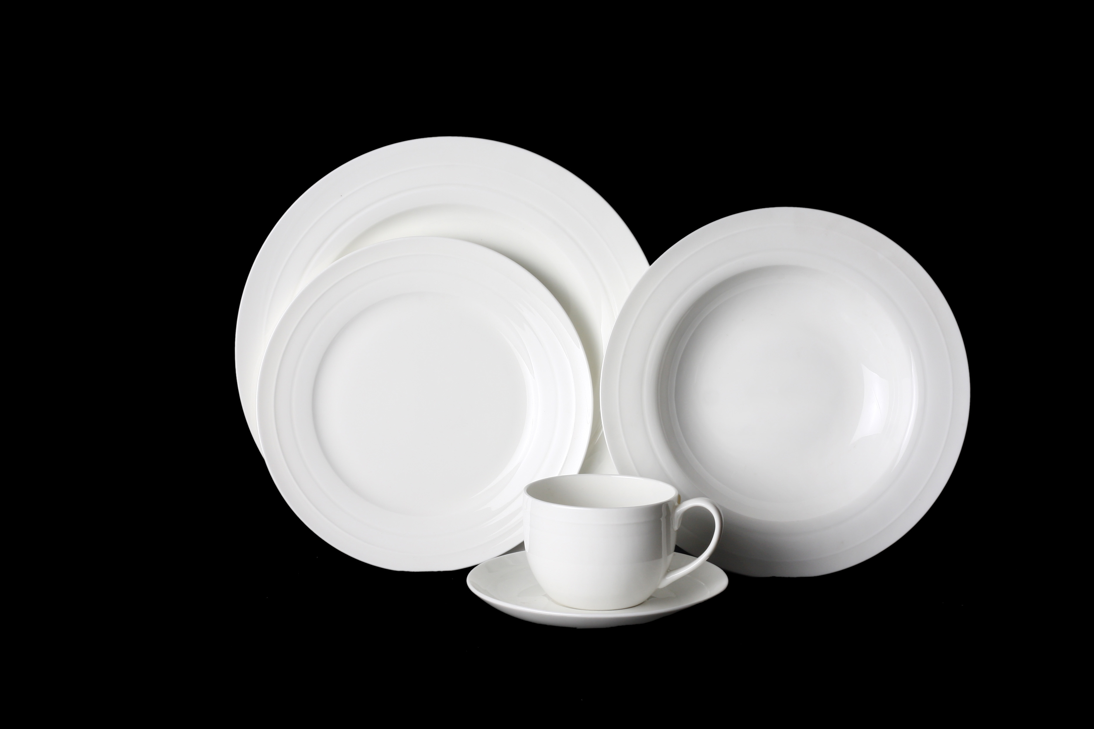Linen Embossment dinner set