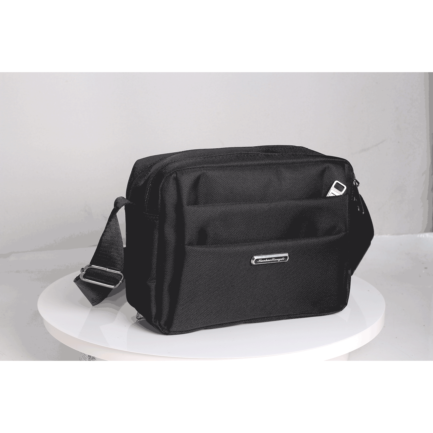 Shoulder bags