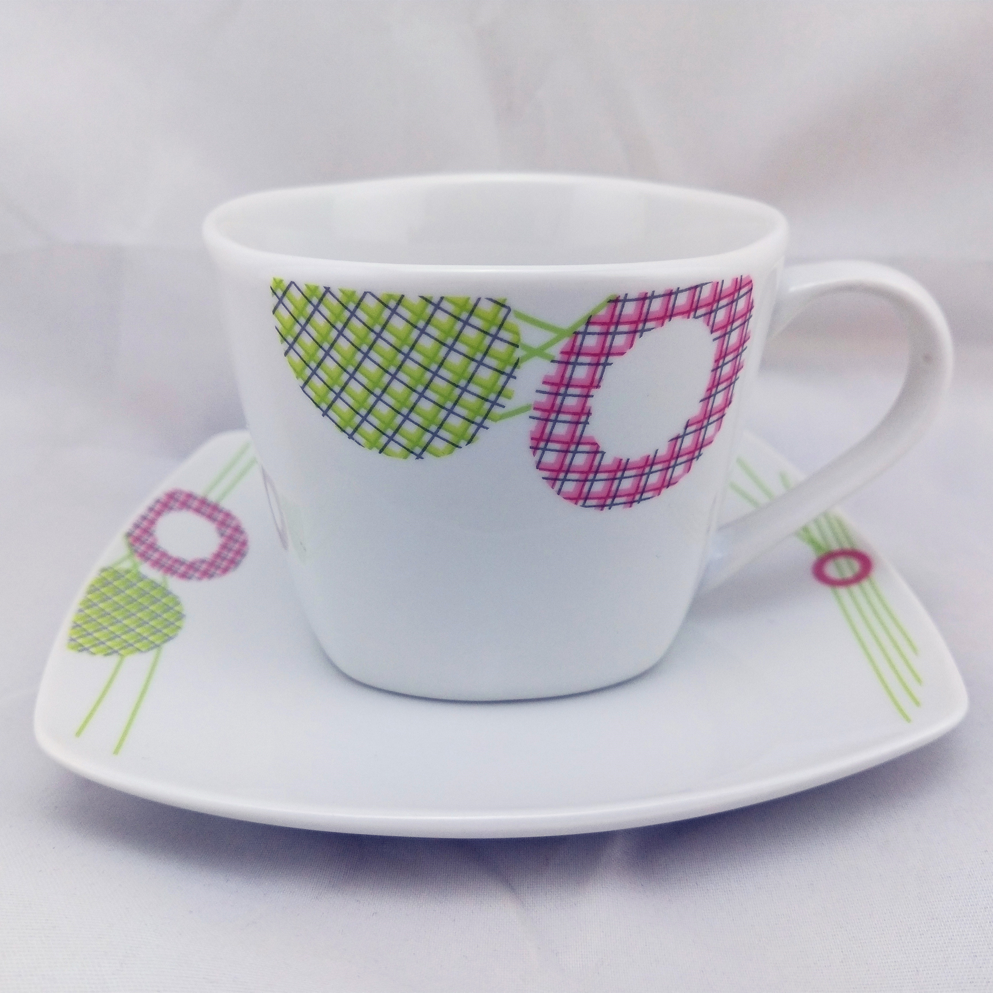 Porcelain Mugs & Saucers