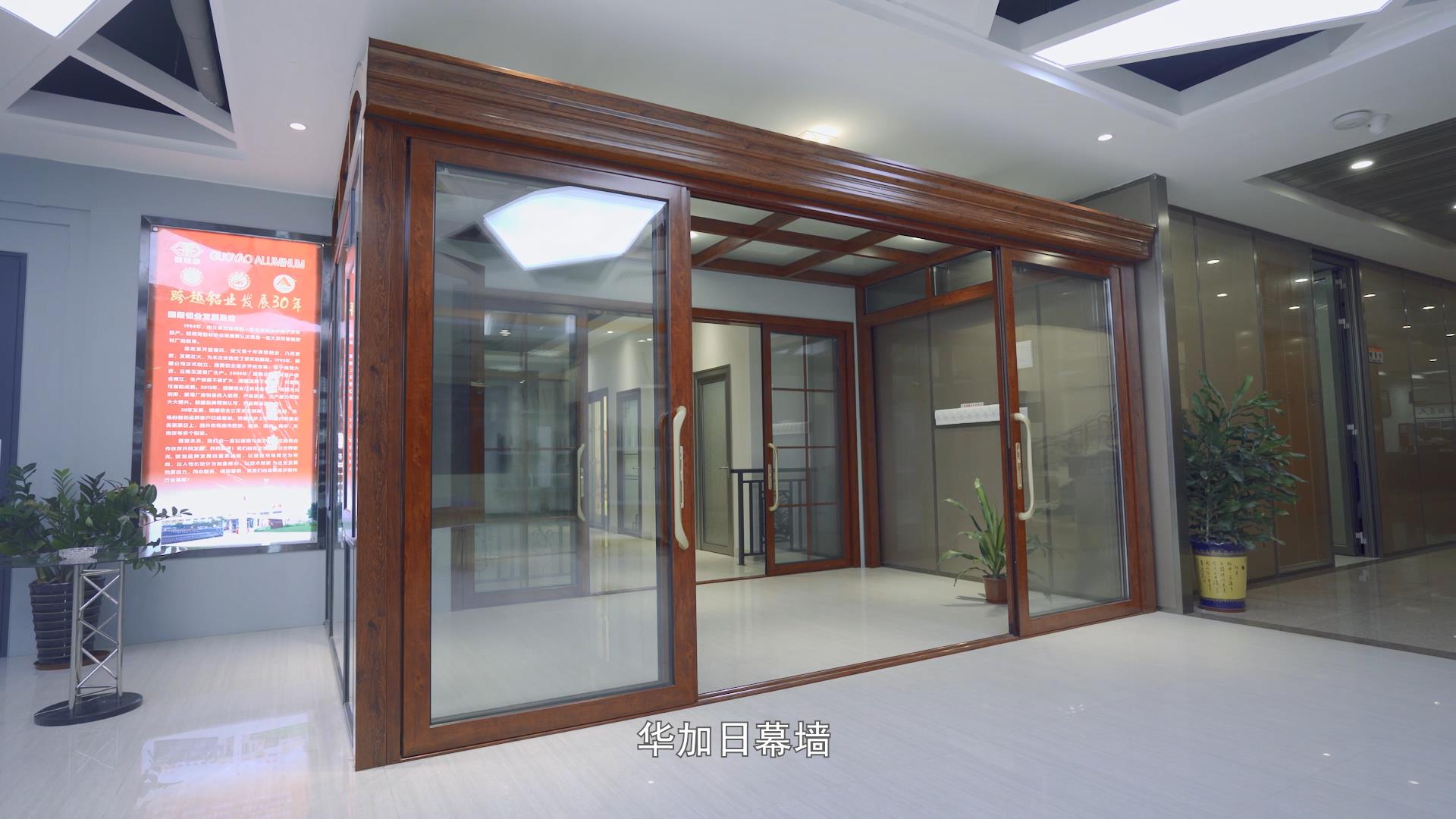 00aluminum Sunglass house