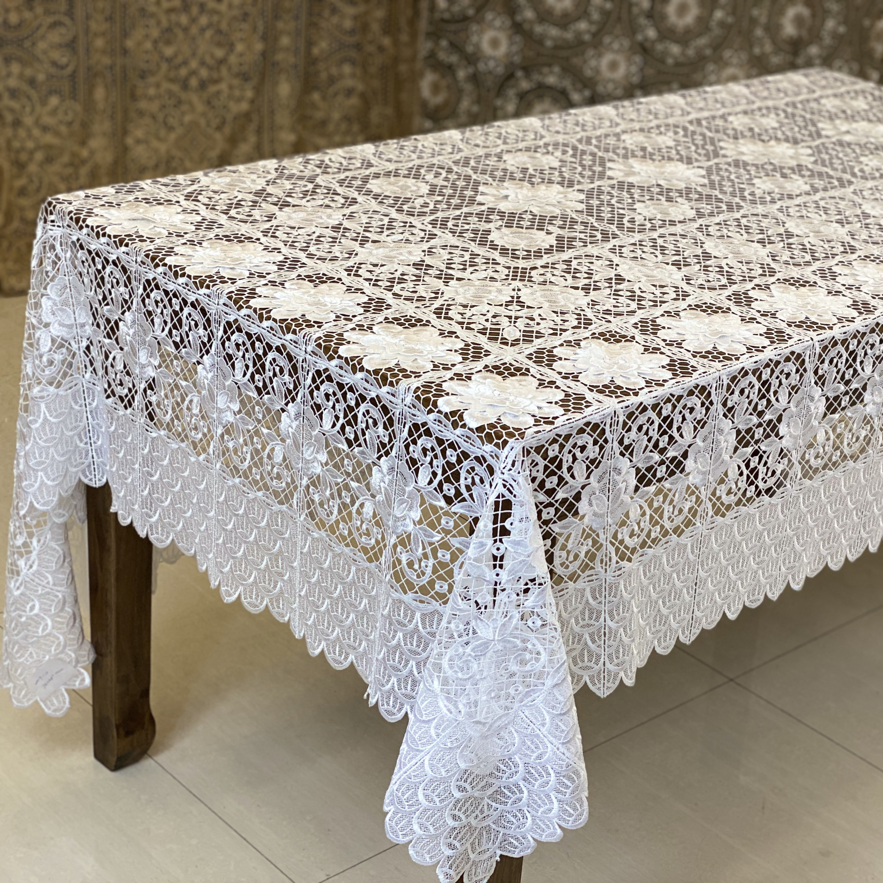 Table cloth