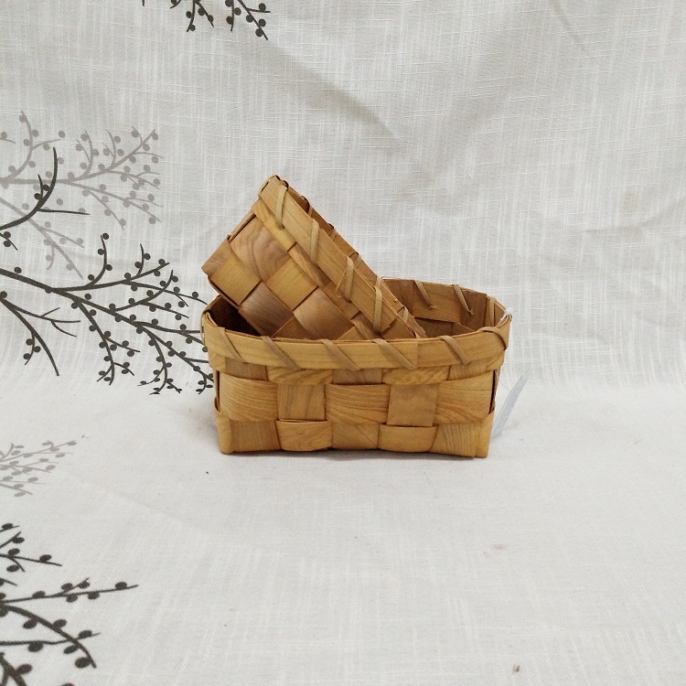 Small basket wooden basket bread basket kitchen basket Candy basket