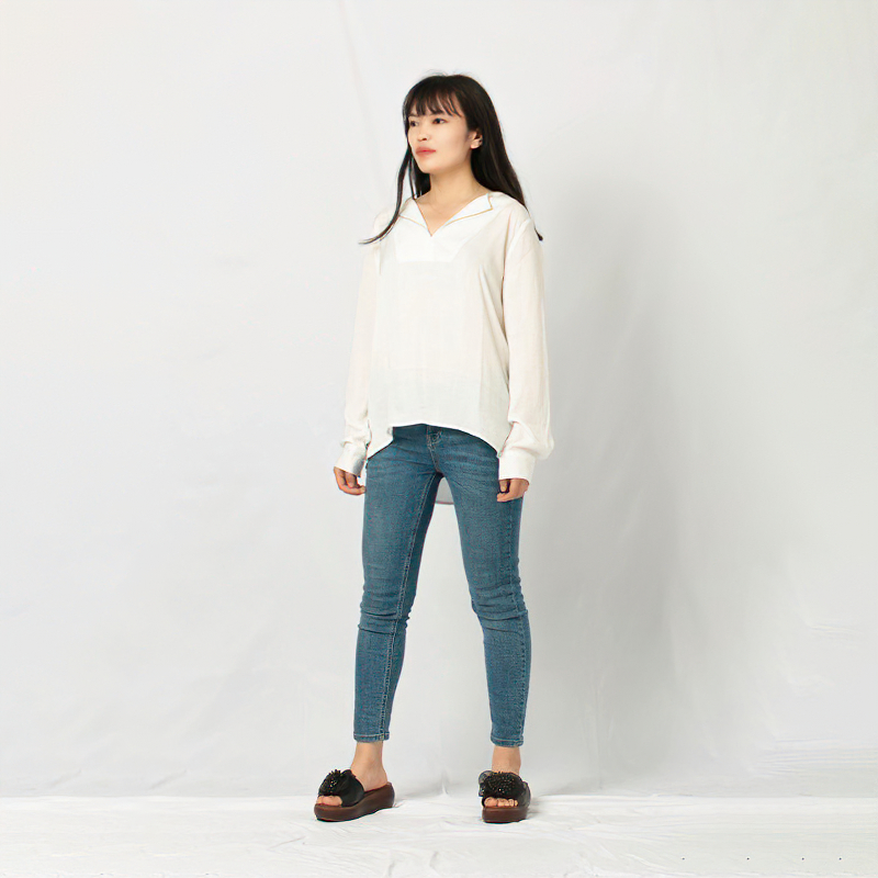 Ladies woven blouse