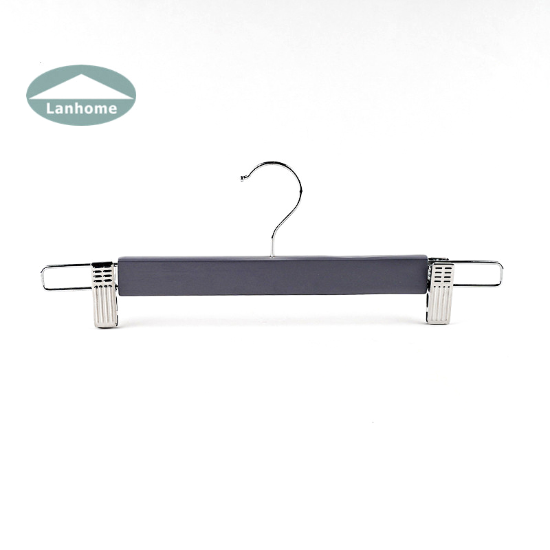 Lanhome cutom Black wooden hanger for pant and skirt hanger
