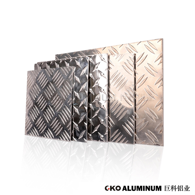 Aluminum checker plate