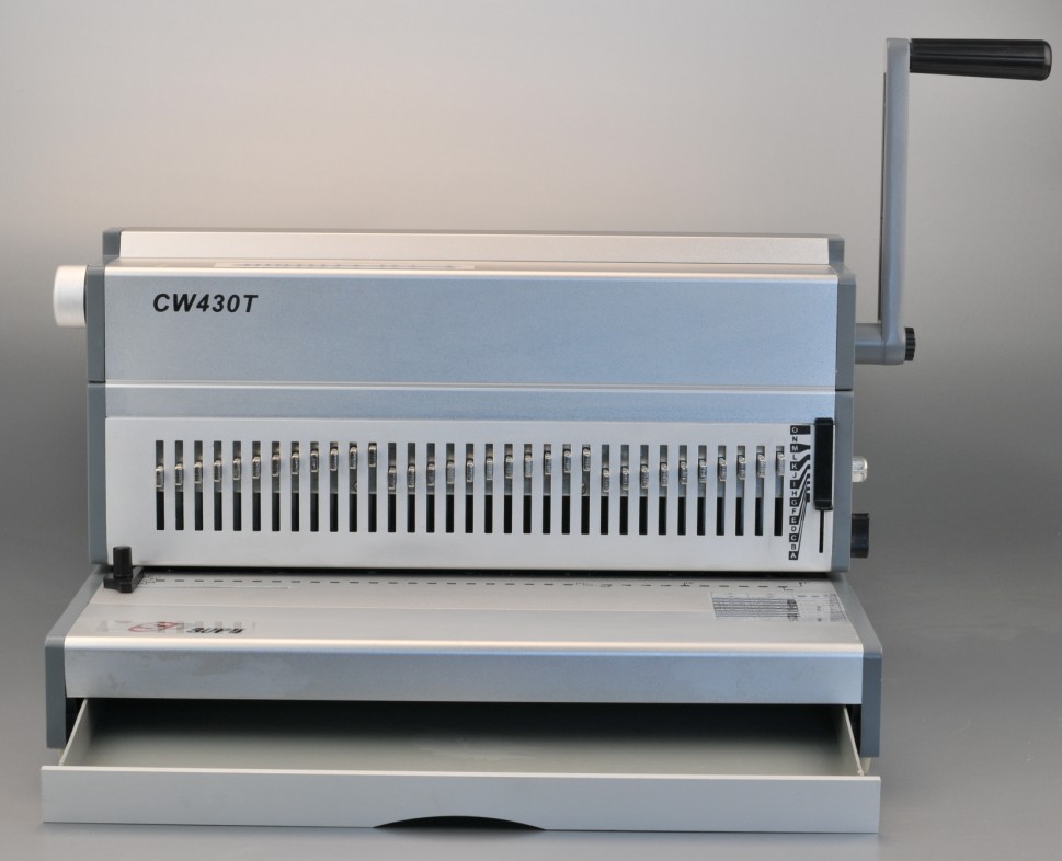 Double wire book binding machine CW430T