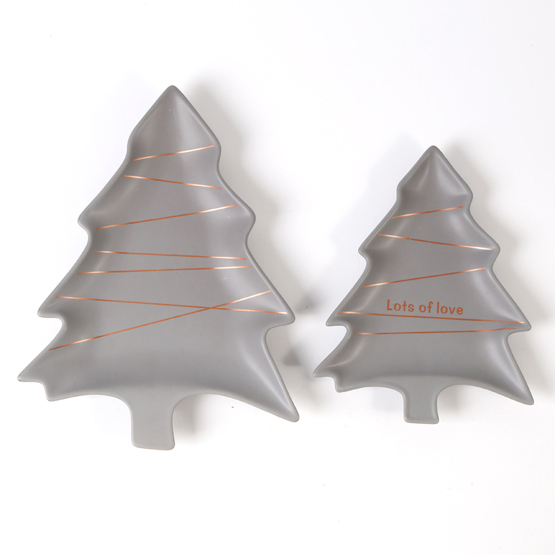 Xmas tree plate,matte glaze,decal，Ceramic xmas tree plate,matte glaze,holiday