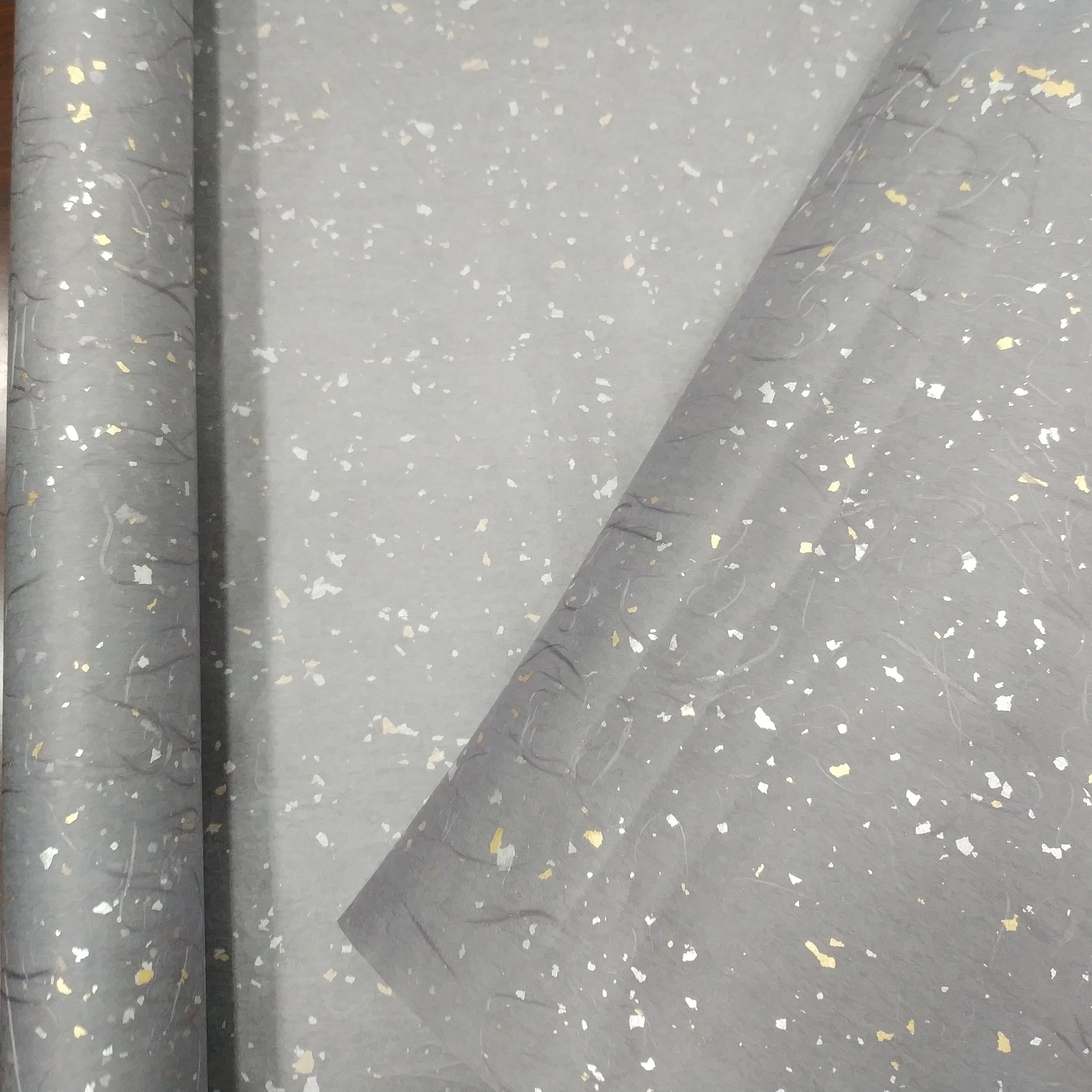 BOPP laminated shiny metallic foils embedded waterproof flower wrapping paper