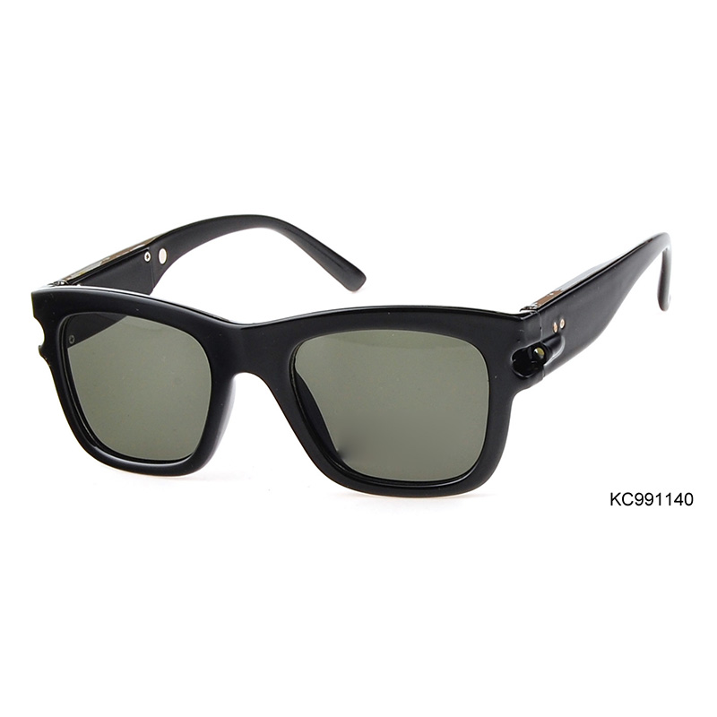 Sunglass With Light Touchable LED