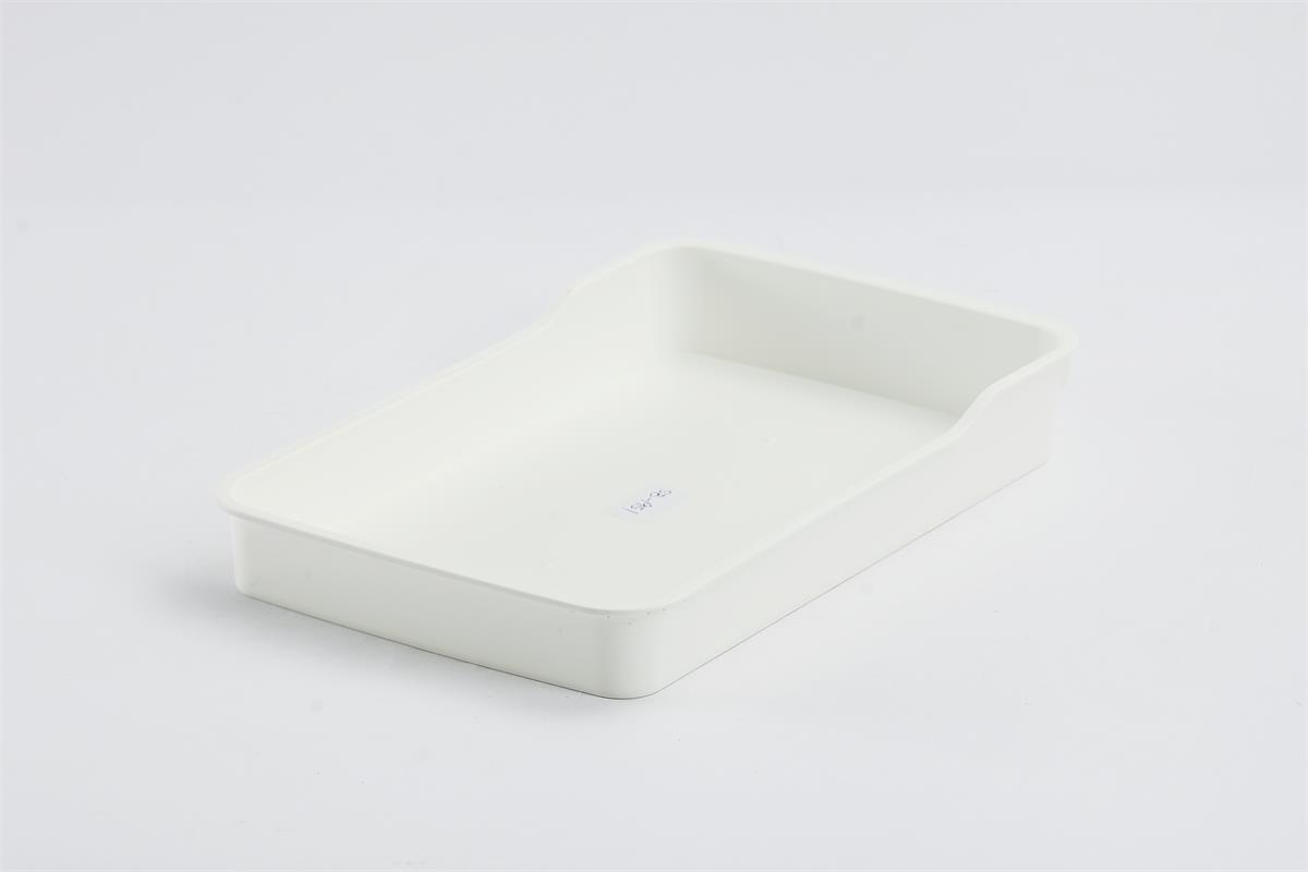 Plastic storage plate