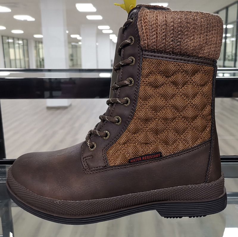 Snow Boots