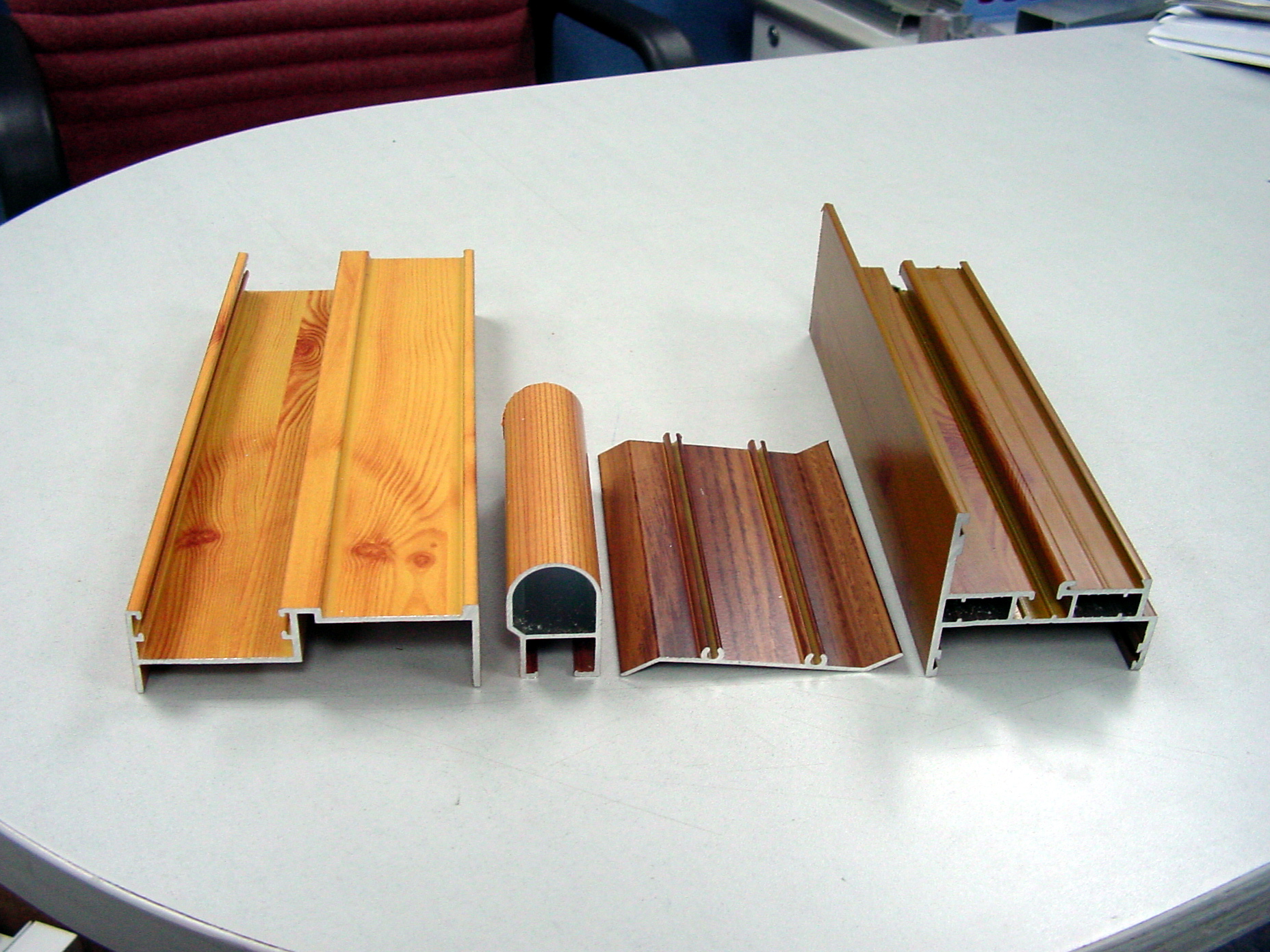 Aluminium extrusion profile for window