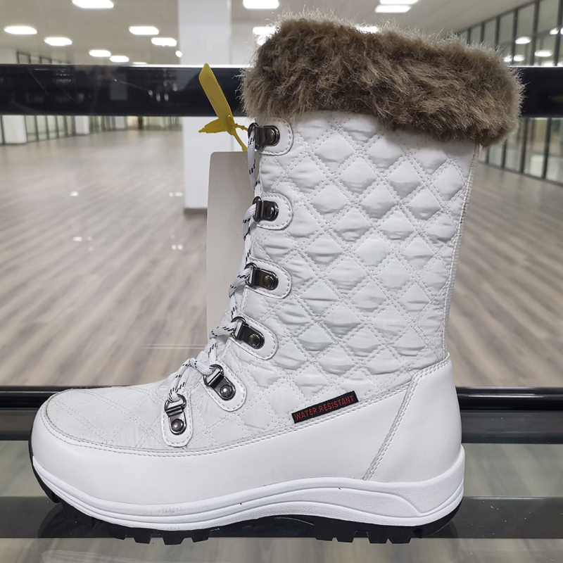 Snow Boots