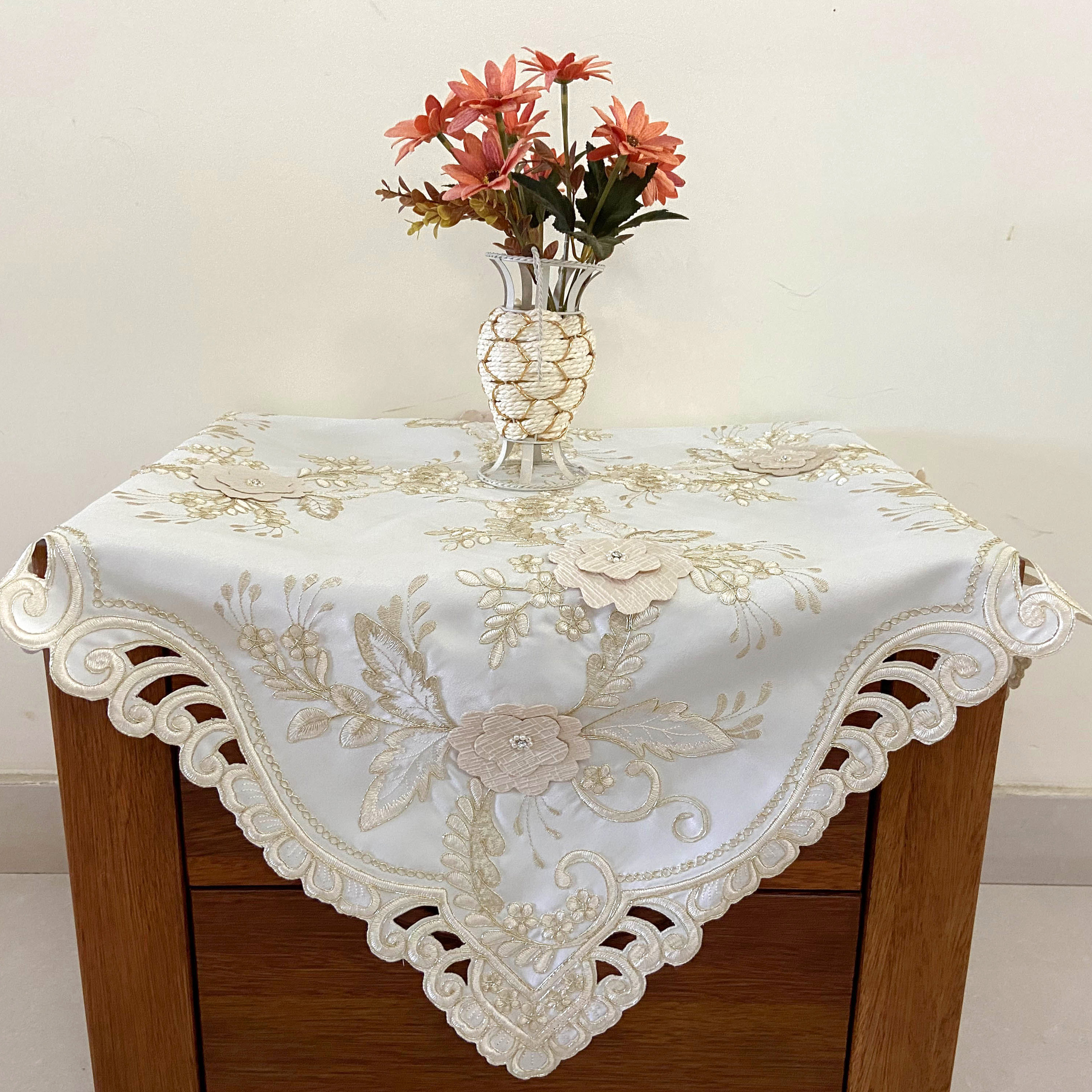 Table cloth