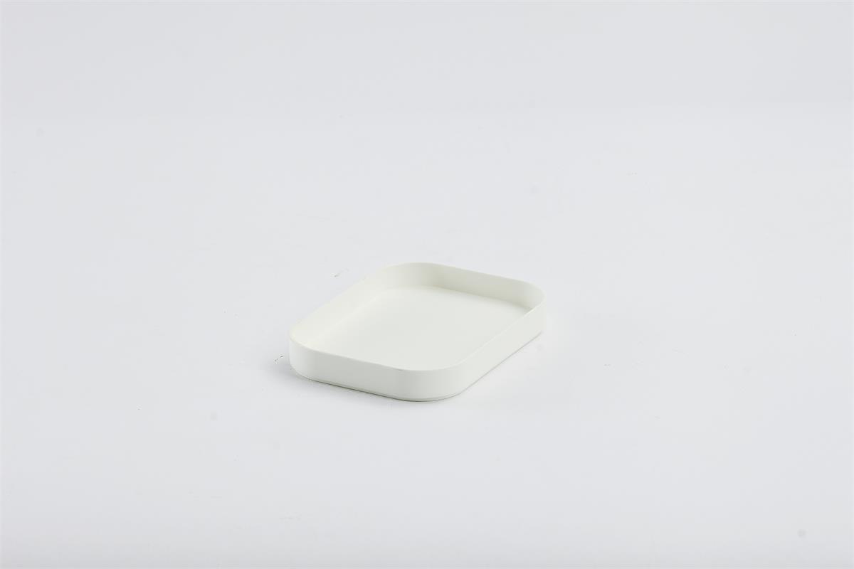 Plastic storage plate