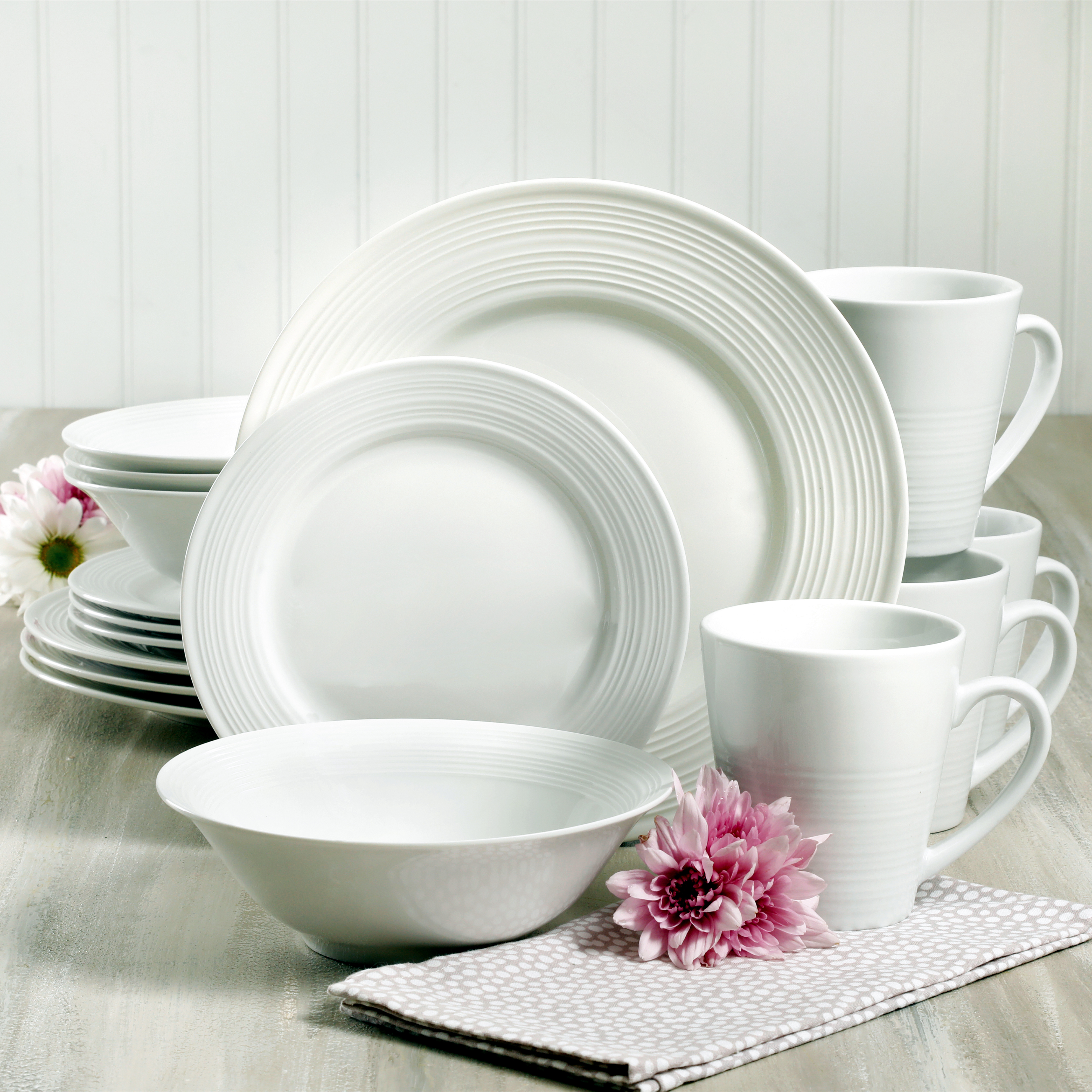 16 PCS Embossed Porcelain Dinnerware Sets