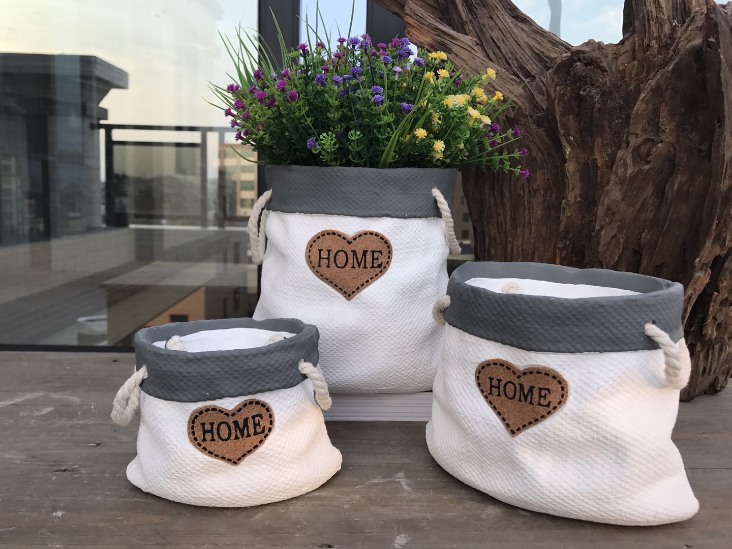 ceramic flower pot