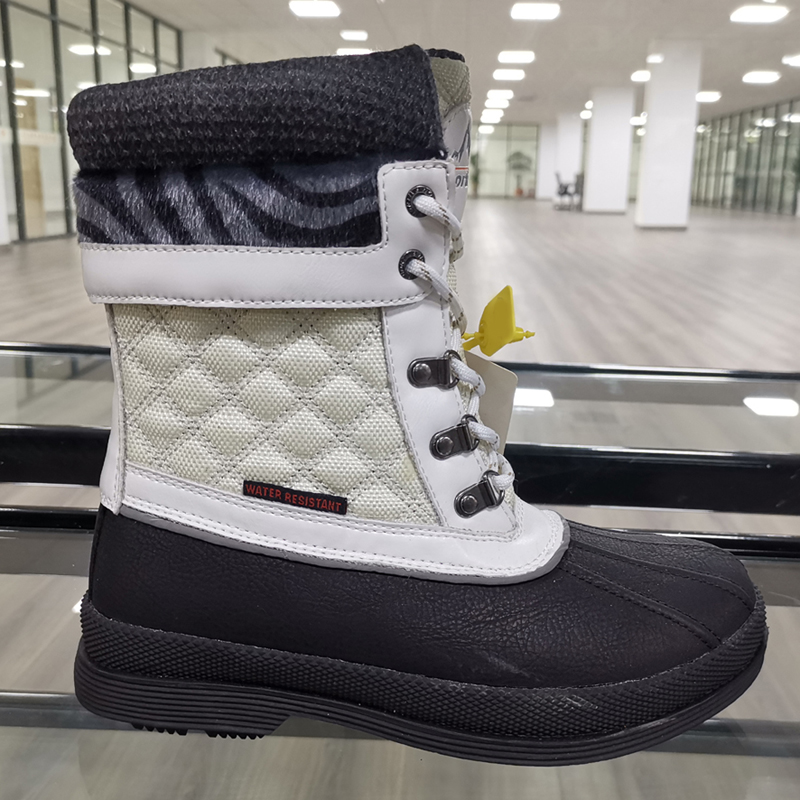 Snow Boots