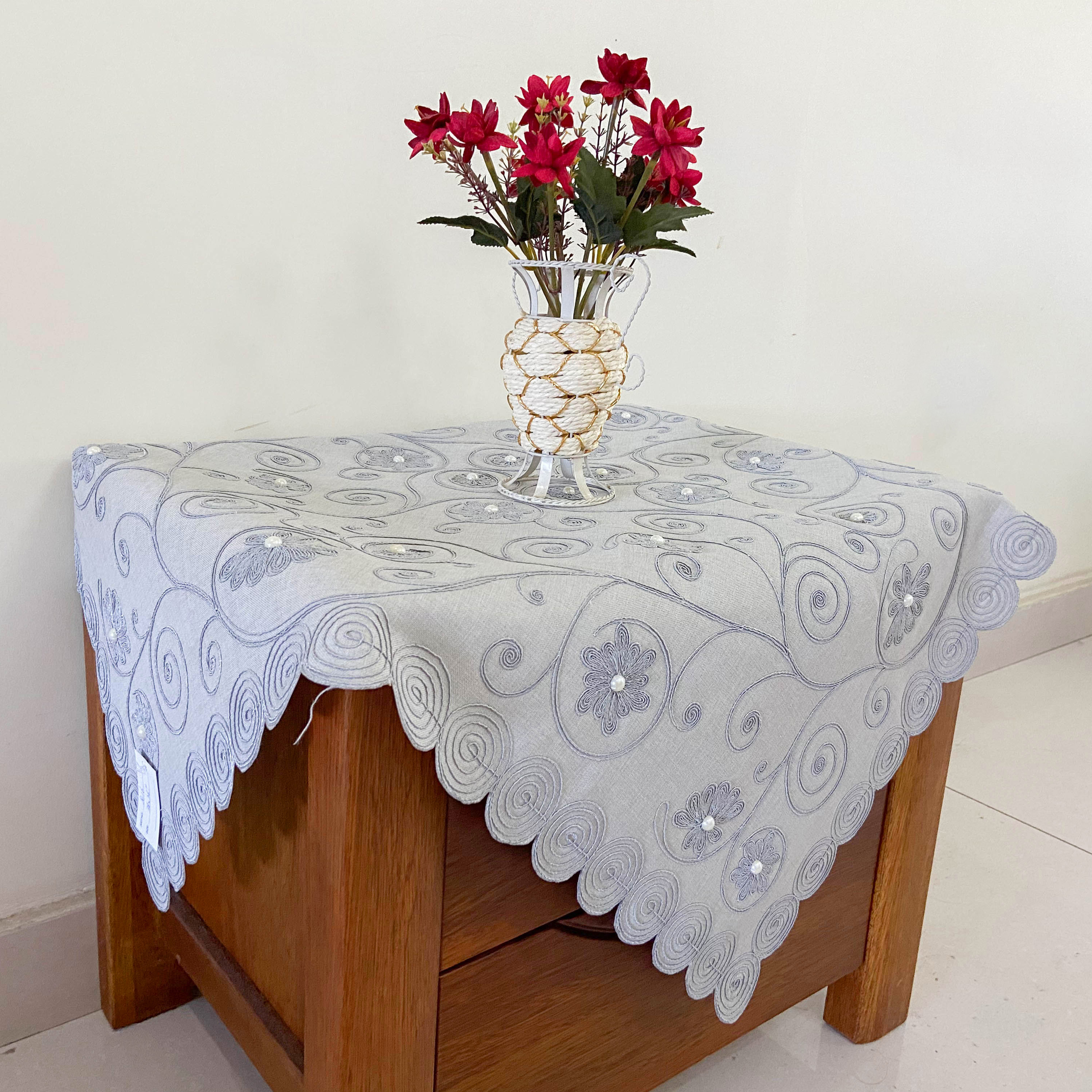 Table cloth