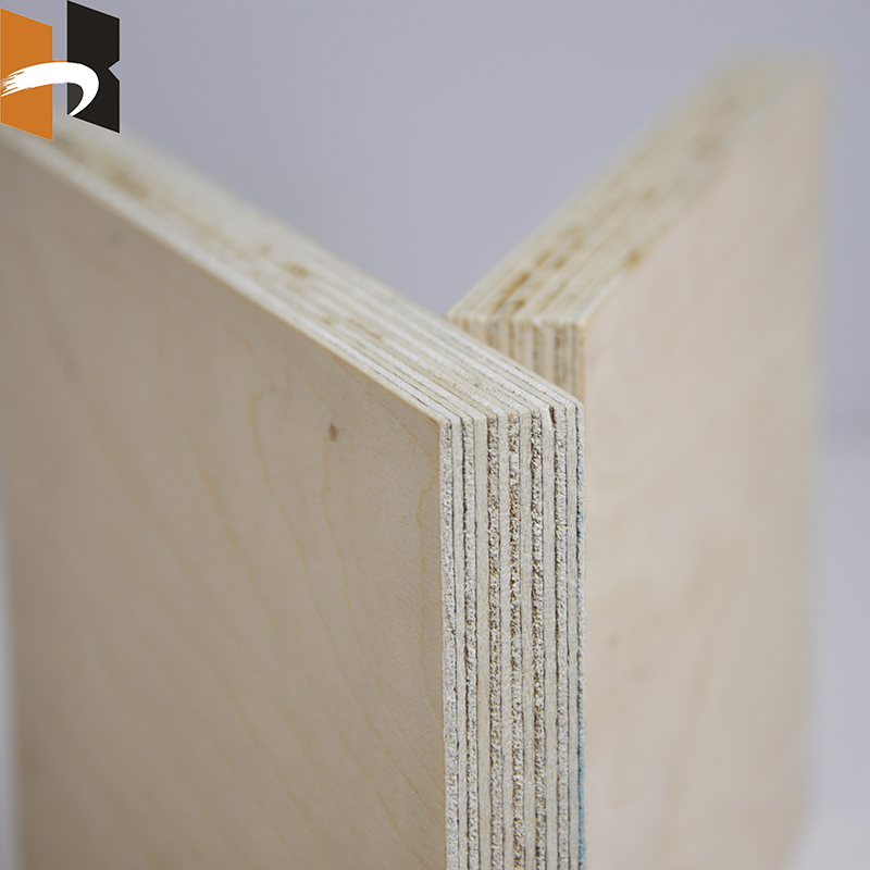 Plywood board