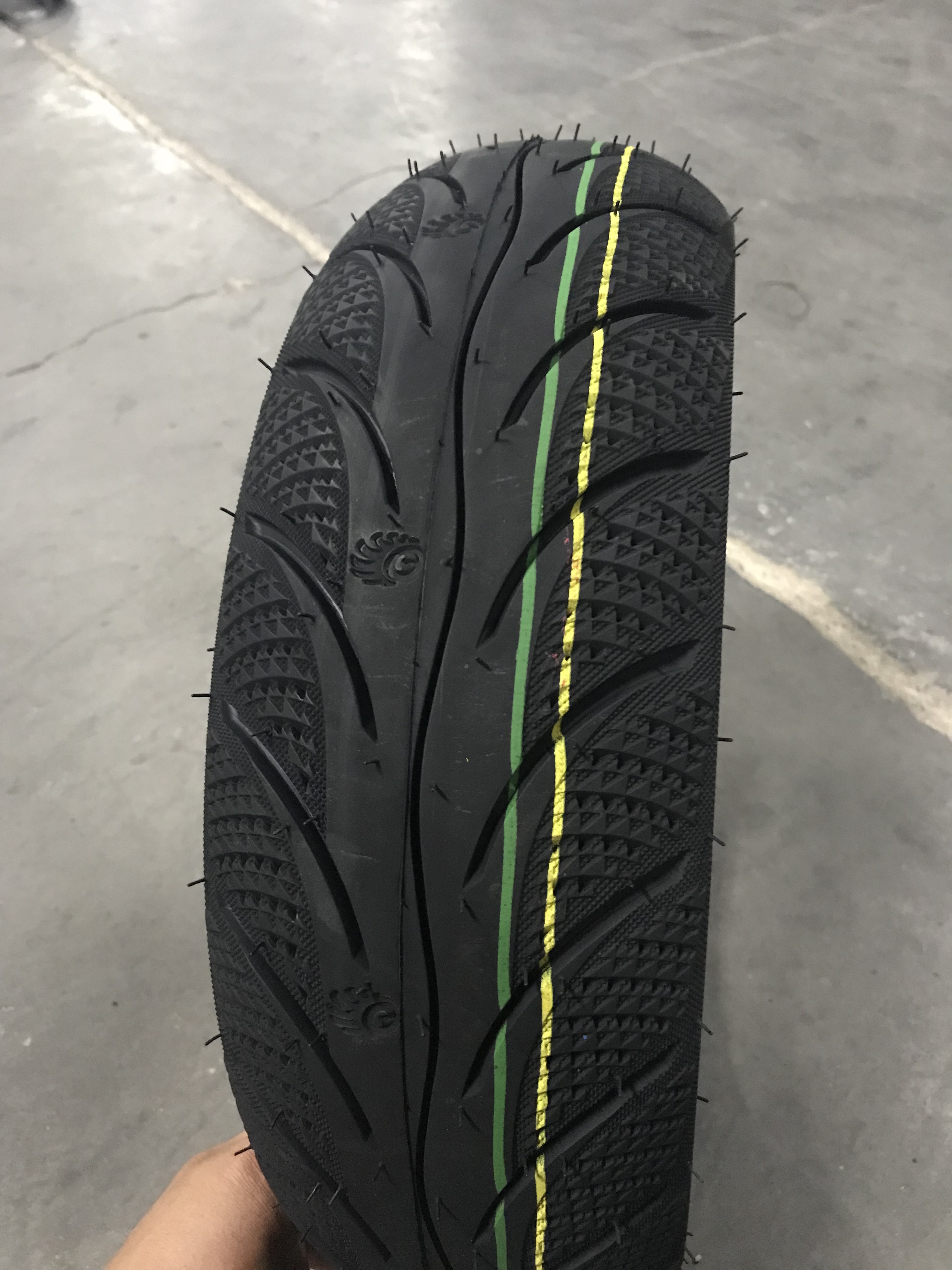motorcycle tyre
