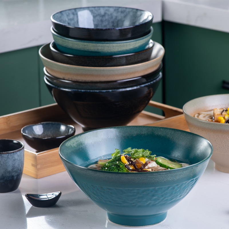 Durable porcelain embossed bowl with color glazed