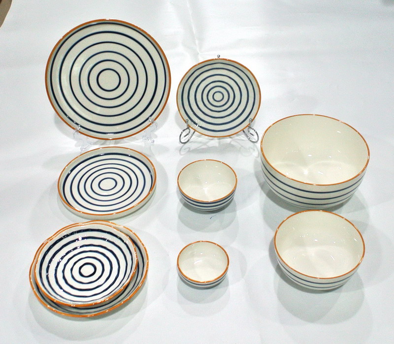 Handpainting wing wheel dinnerware