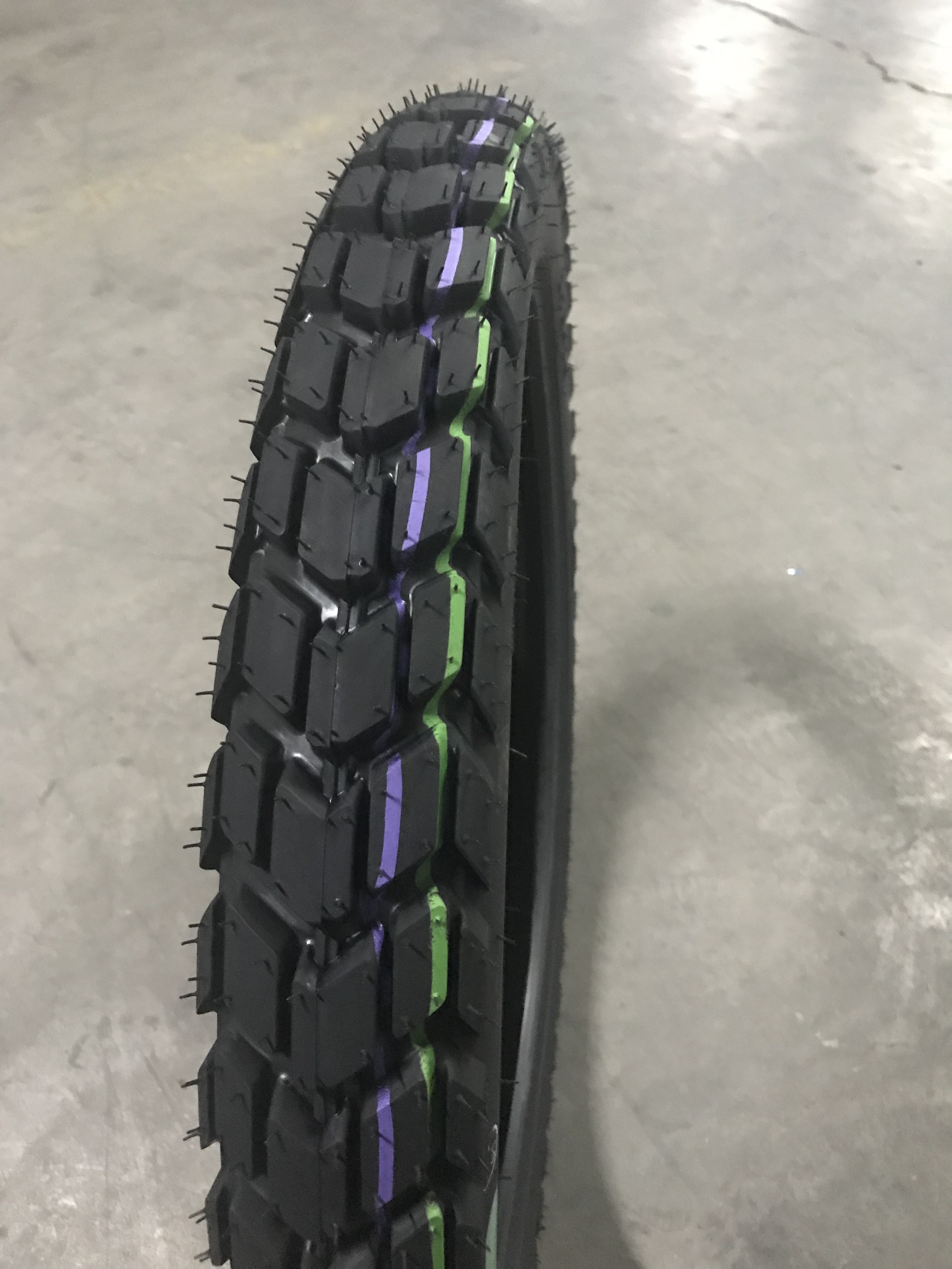 Motorcycle tyre