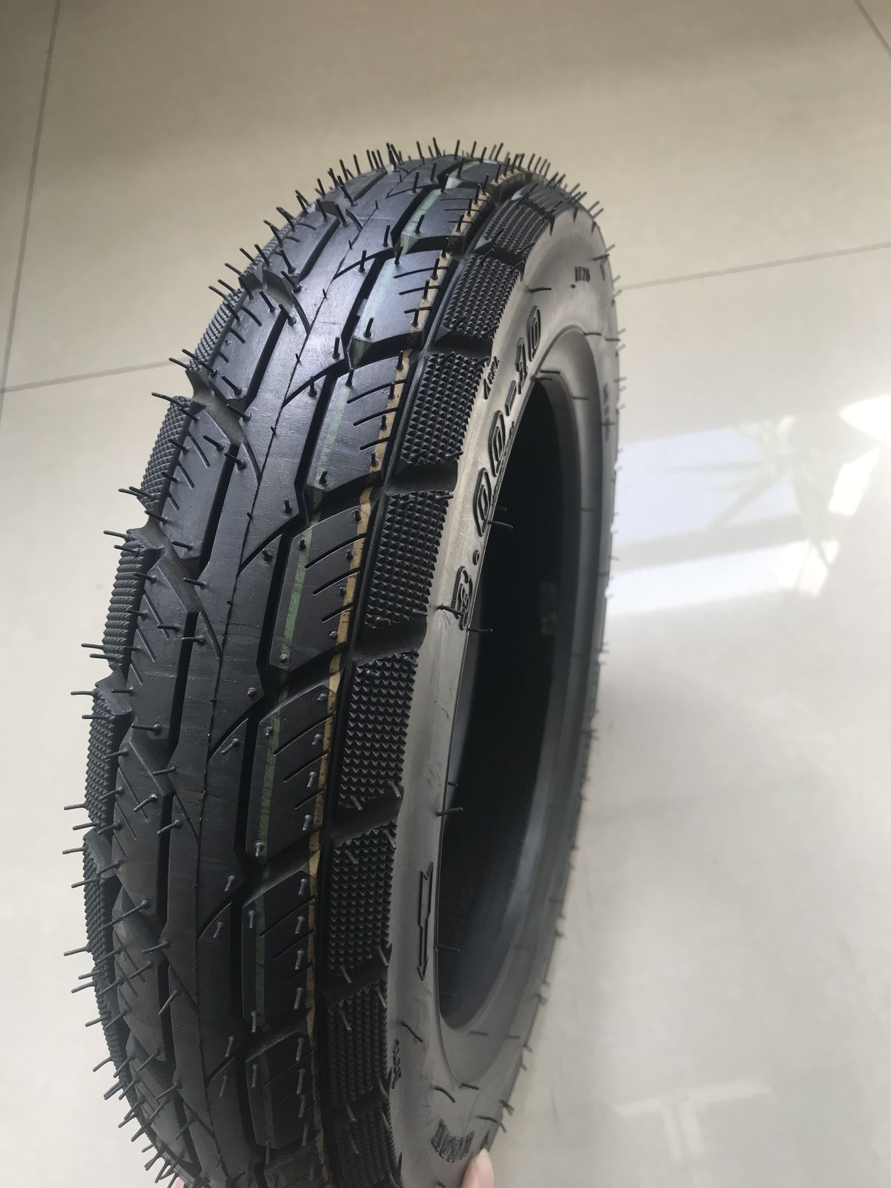 motorcycle tyre