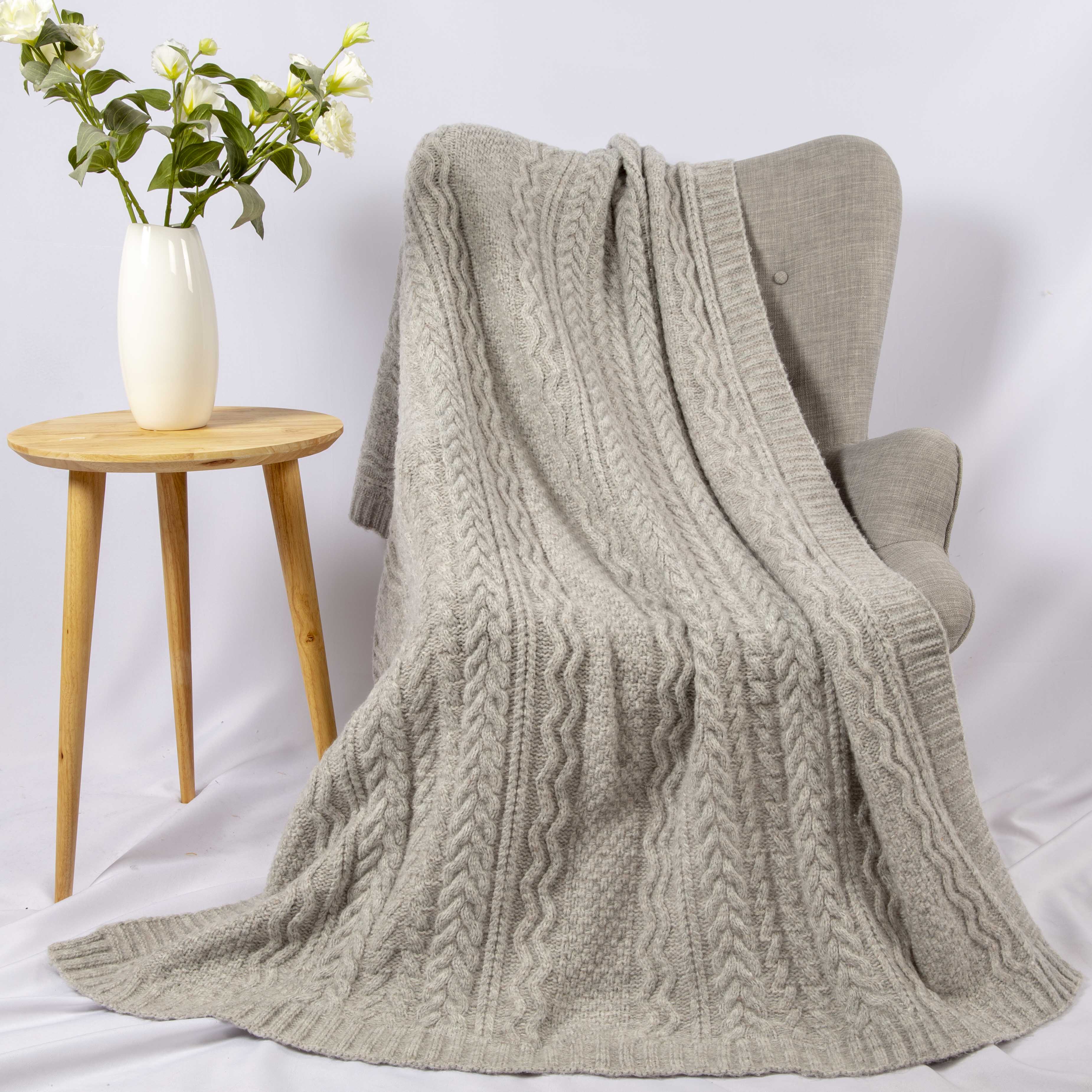 knitting throw