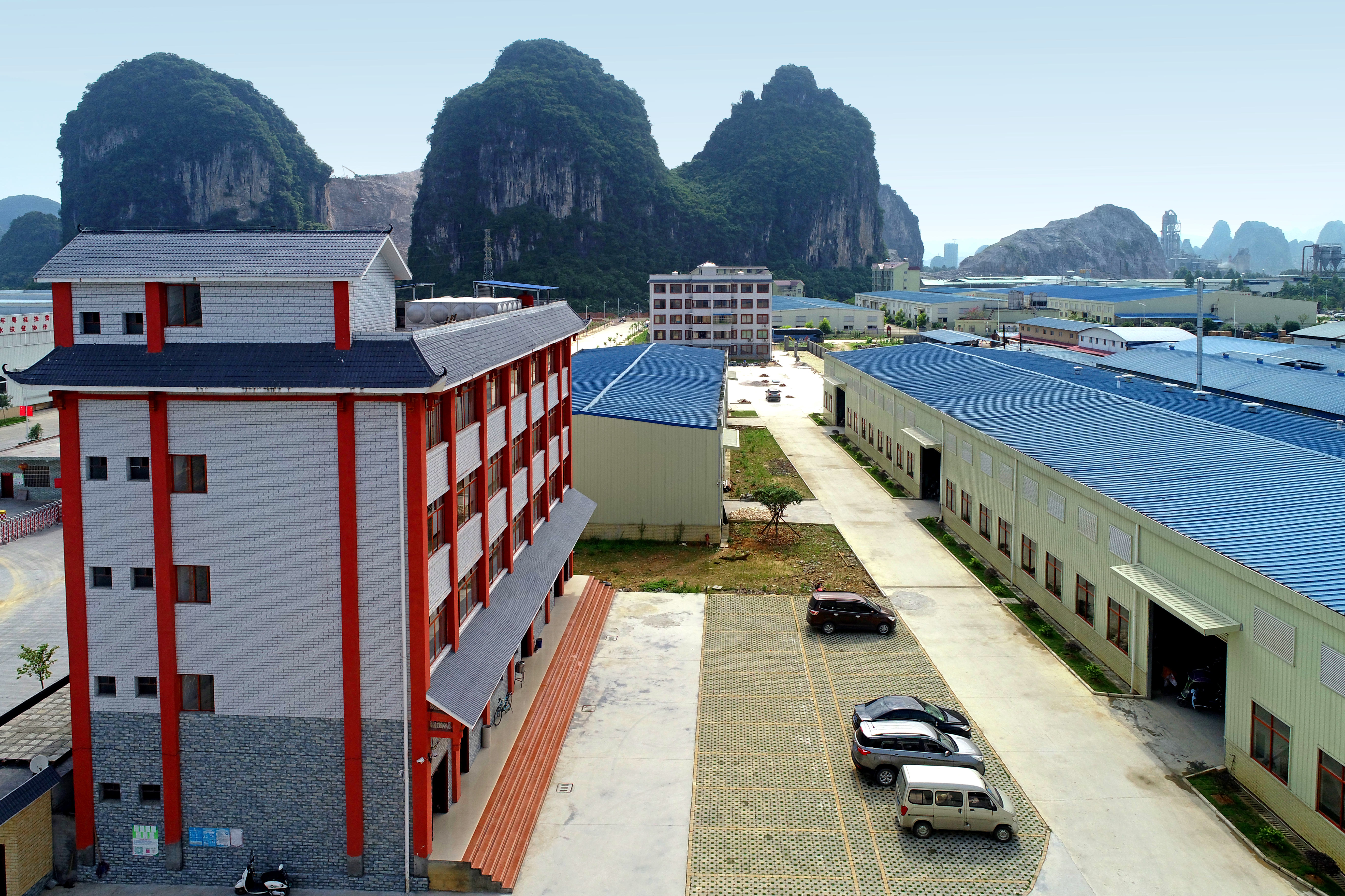 Rong Shui County Hongsheng Timber Co., Ltd. – clothing racks 2